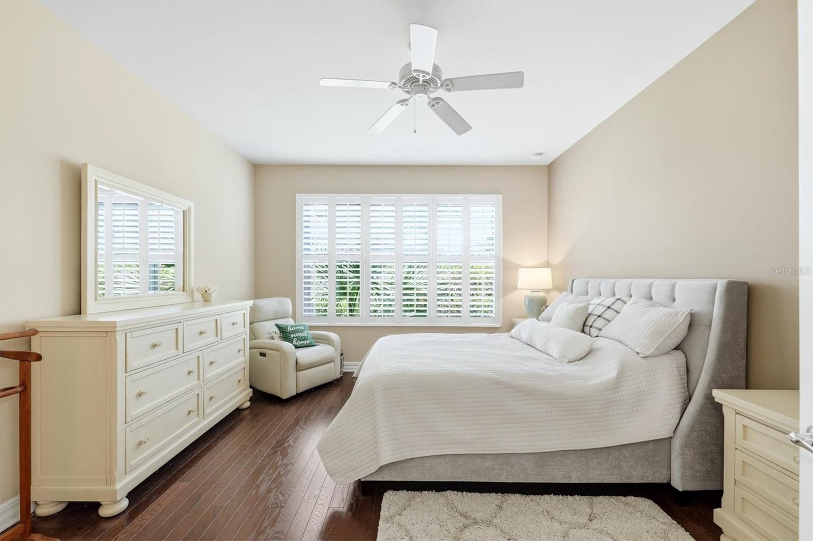 Master Bedroom - 19454 RIZZUTO ST, VENICE