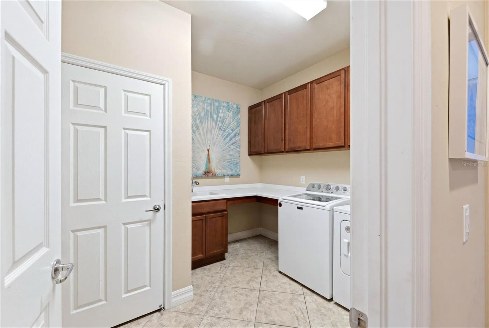 Laundry Room - 19454 RIZZUTO ST, VENICE