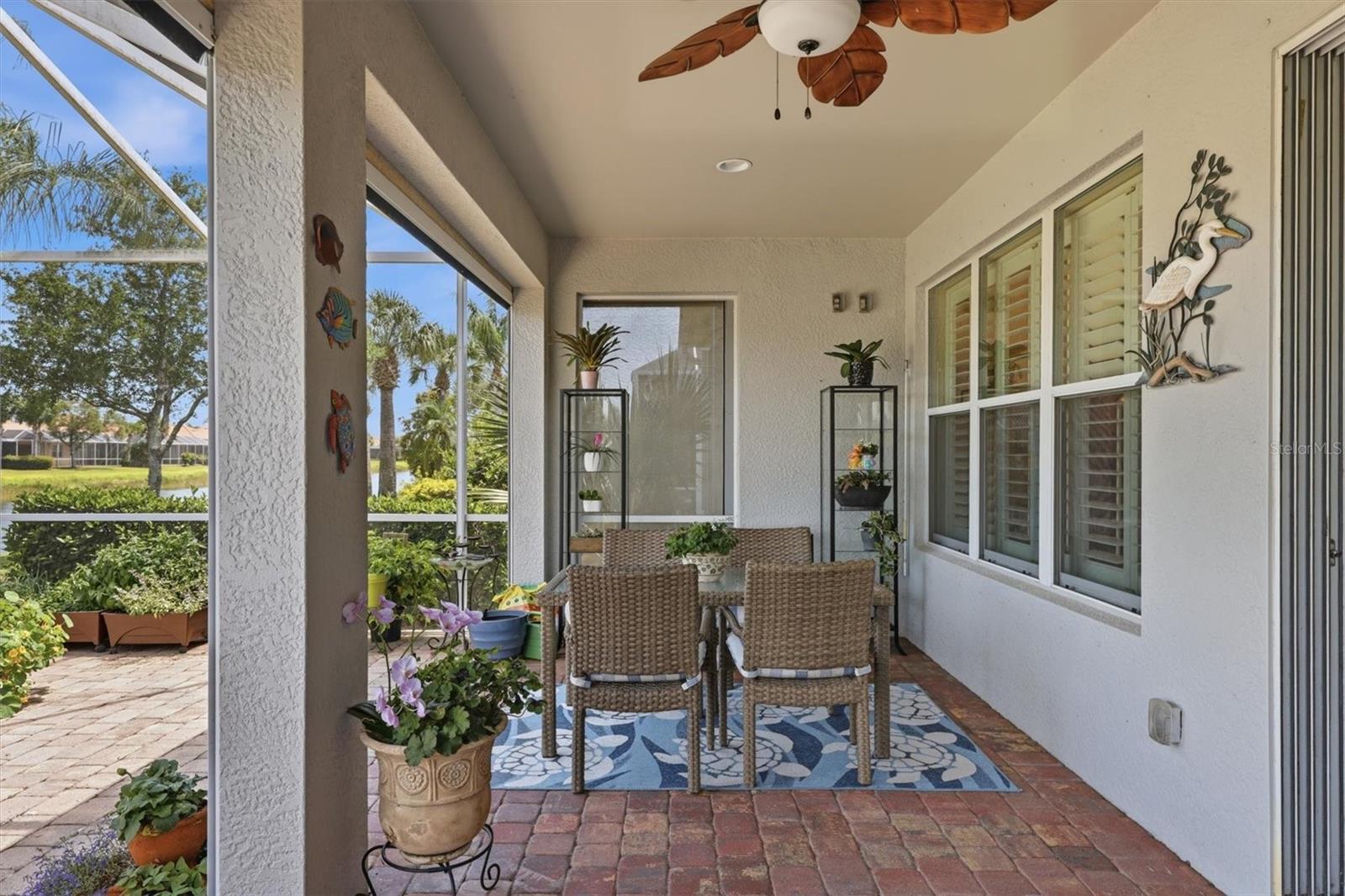 Lanai - 19454 RIZZUTO ST, VENICE