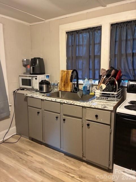 Triplex at 930 S Miller Street, Gastonia, photo 23 of 24