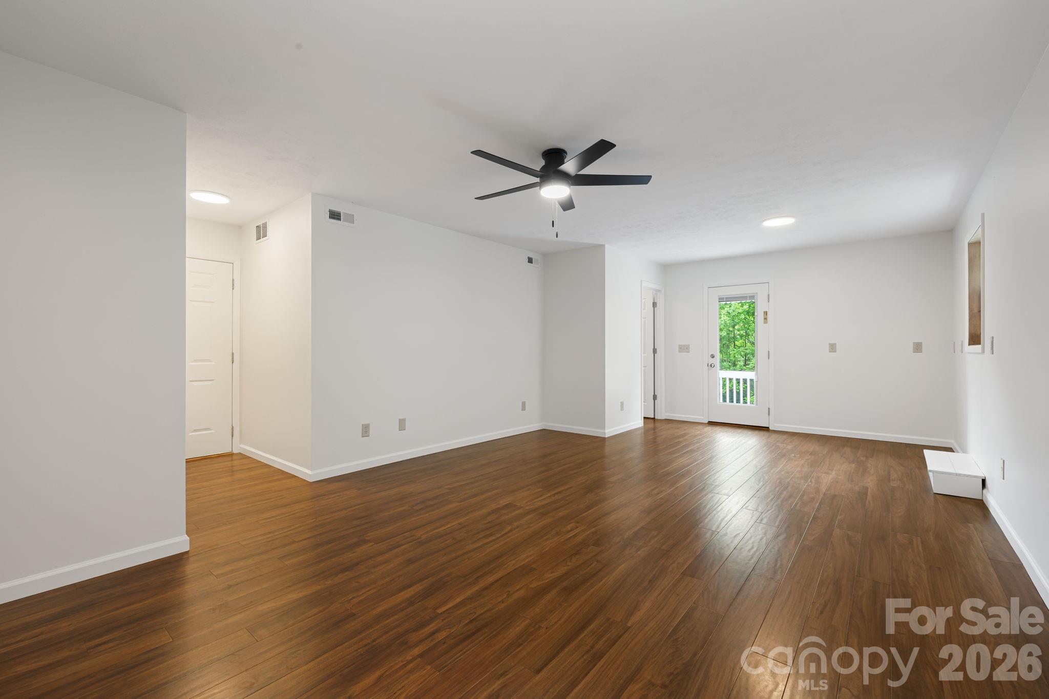 Single Family Residence at 100 Woven Cloud Lane, Waynesville, photo 8 of 25