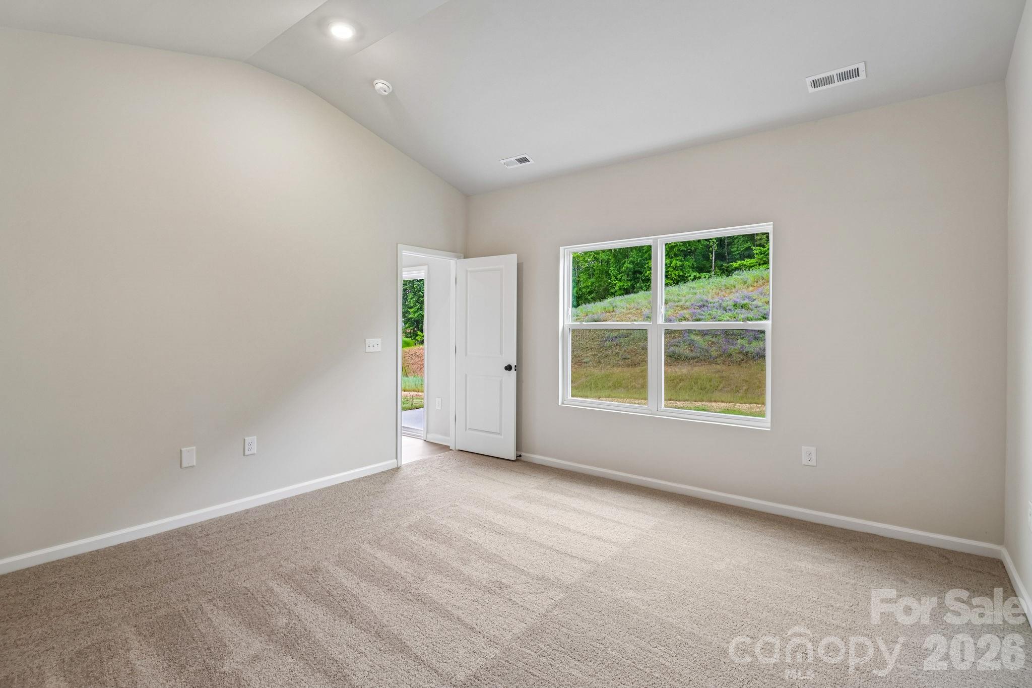 Single Family Residence at 704 Willow Estates Drive, Shelby, photo 7 of 25