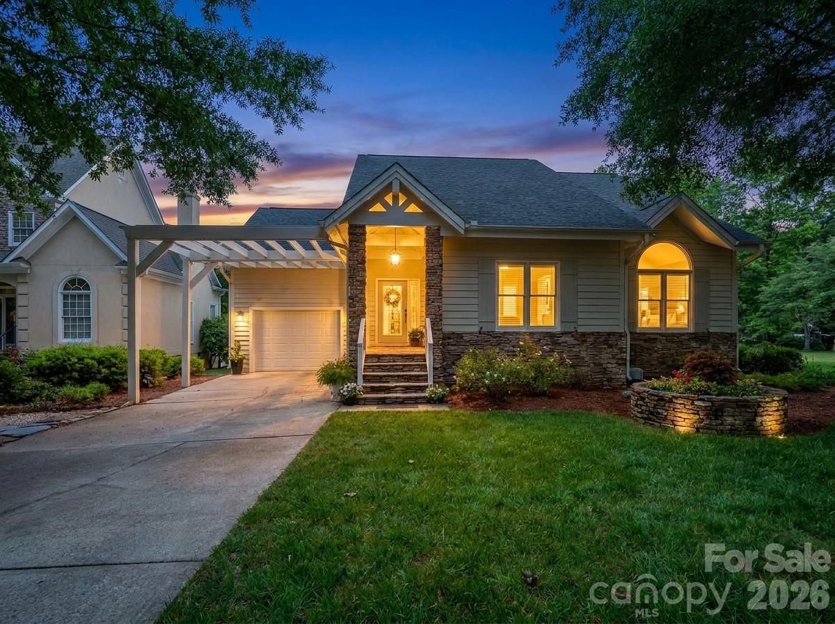 Front View of Home - 444 Millingport Lane, New London