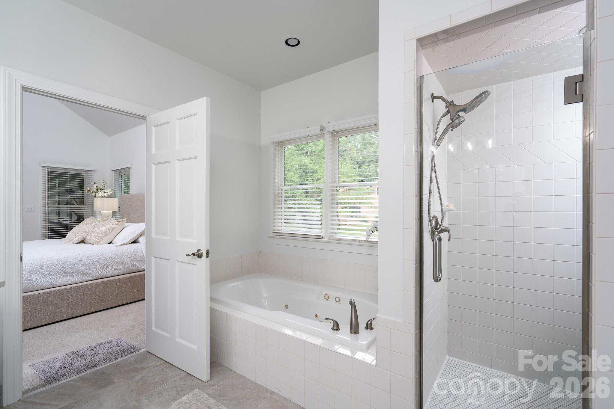 Primary Bath - 444 Millingport Lane, New London