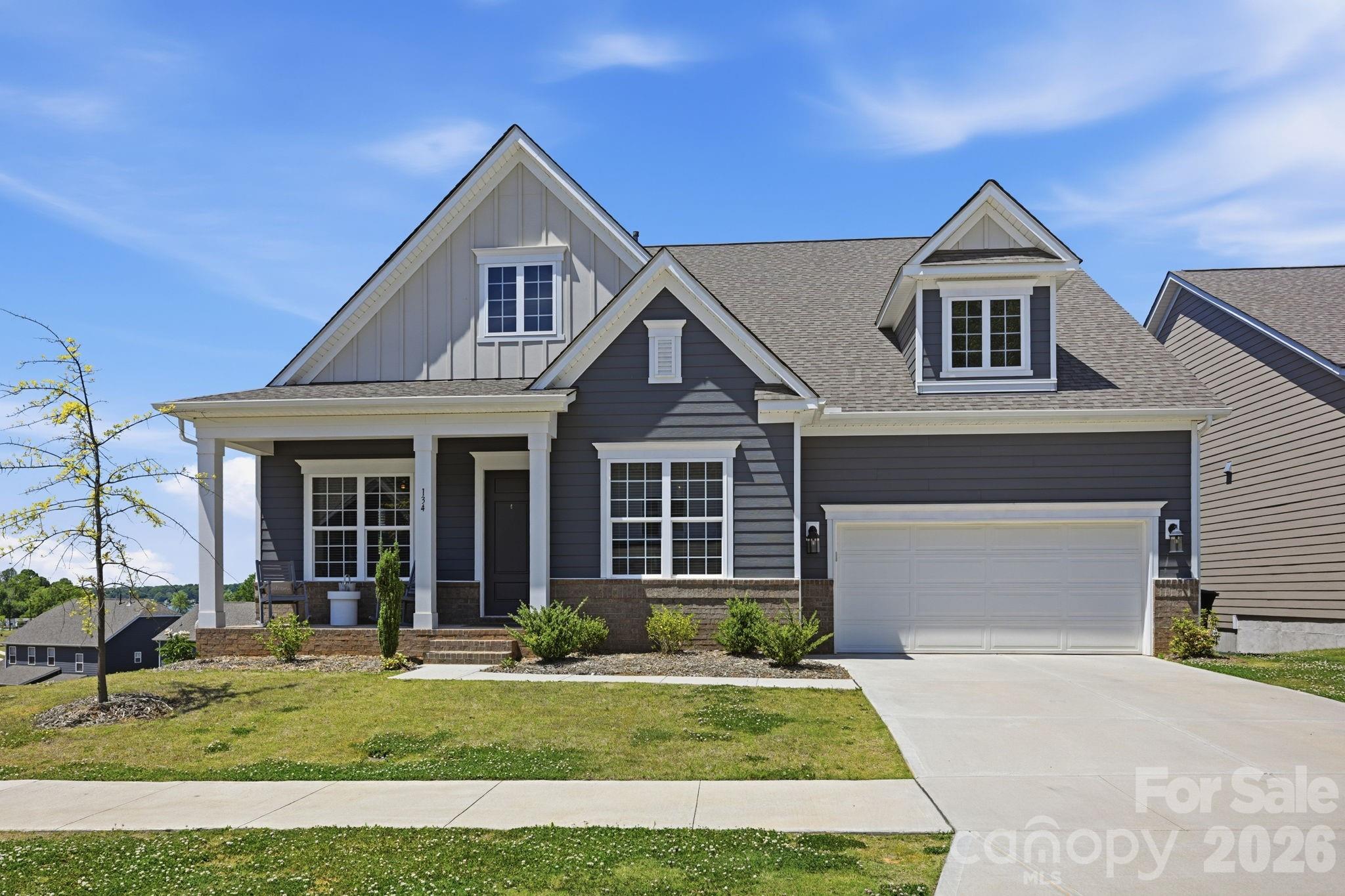 Single Family Residence at 134 Winterberry Street, Mooresville, photo 3 of 48