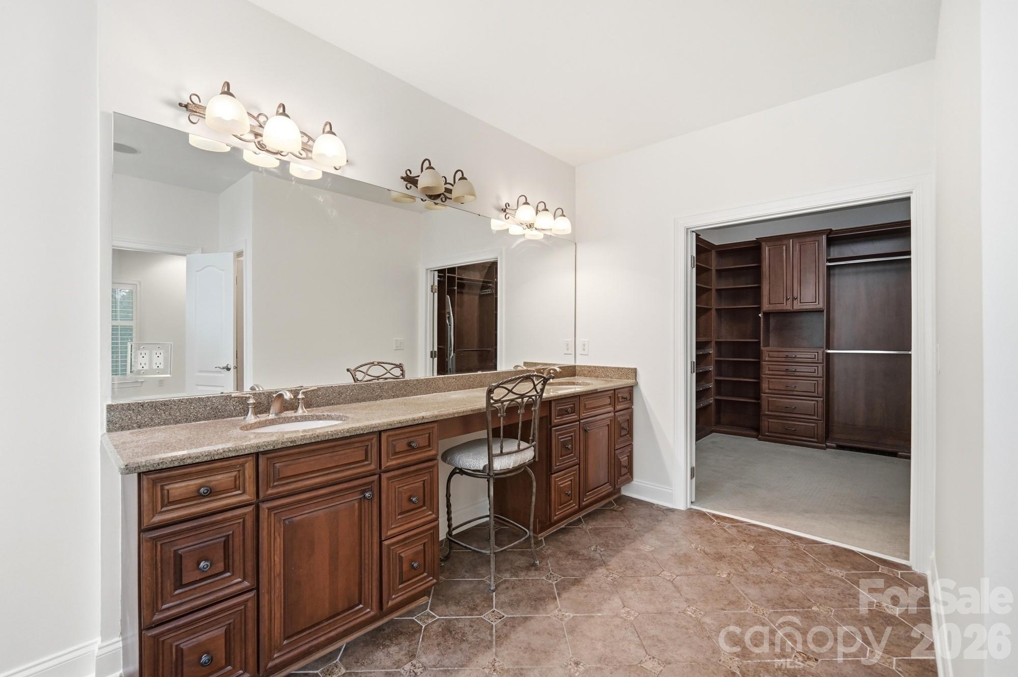 Single Family Residence at 2016 Autumn Blossom Lane, Waxhaw, photo 17 of 48