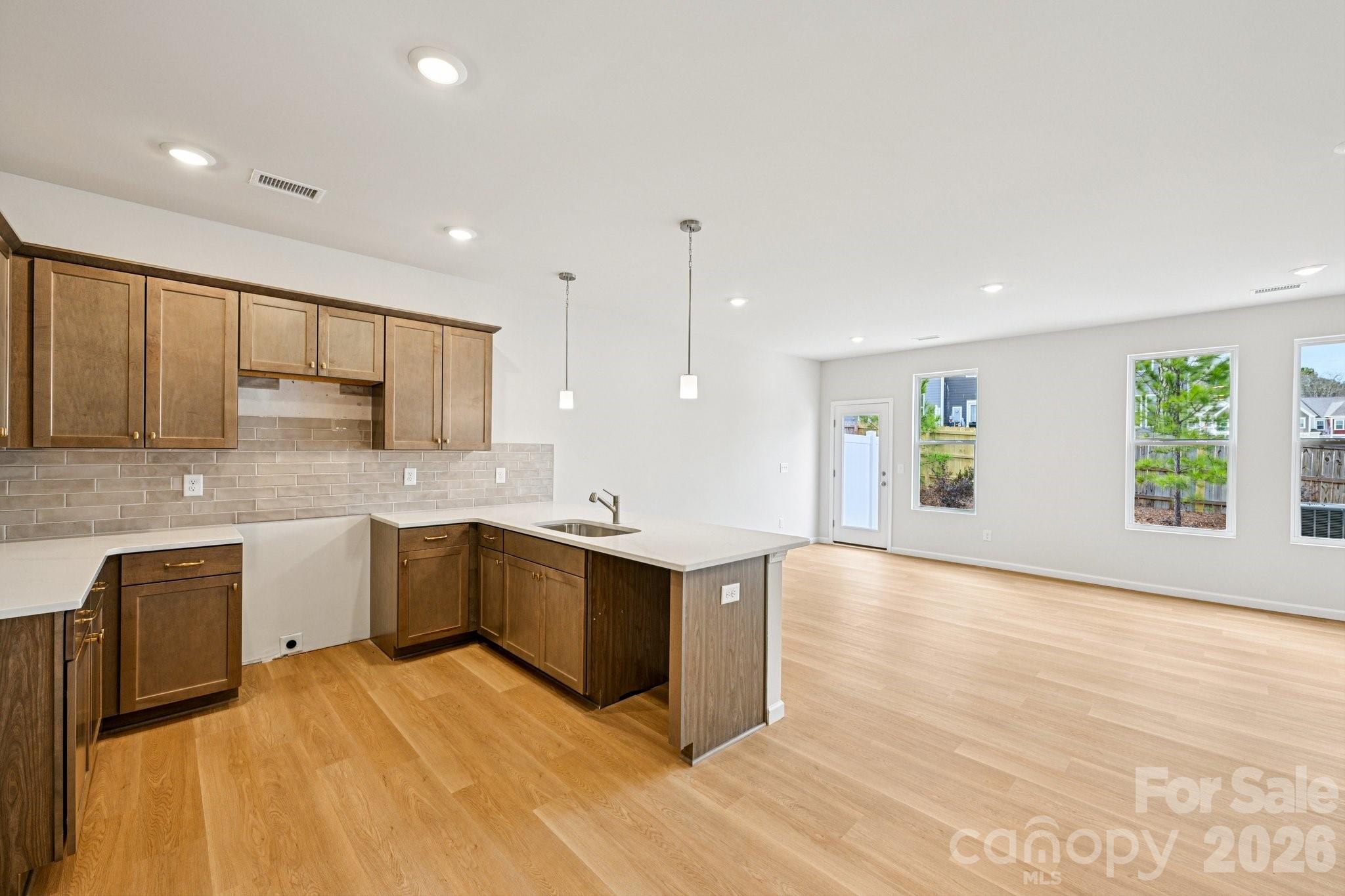 Townhouse at 2517 Ruby Dixon Crossing Drive, Gastonia, photo 11 of 27