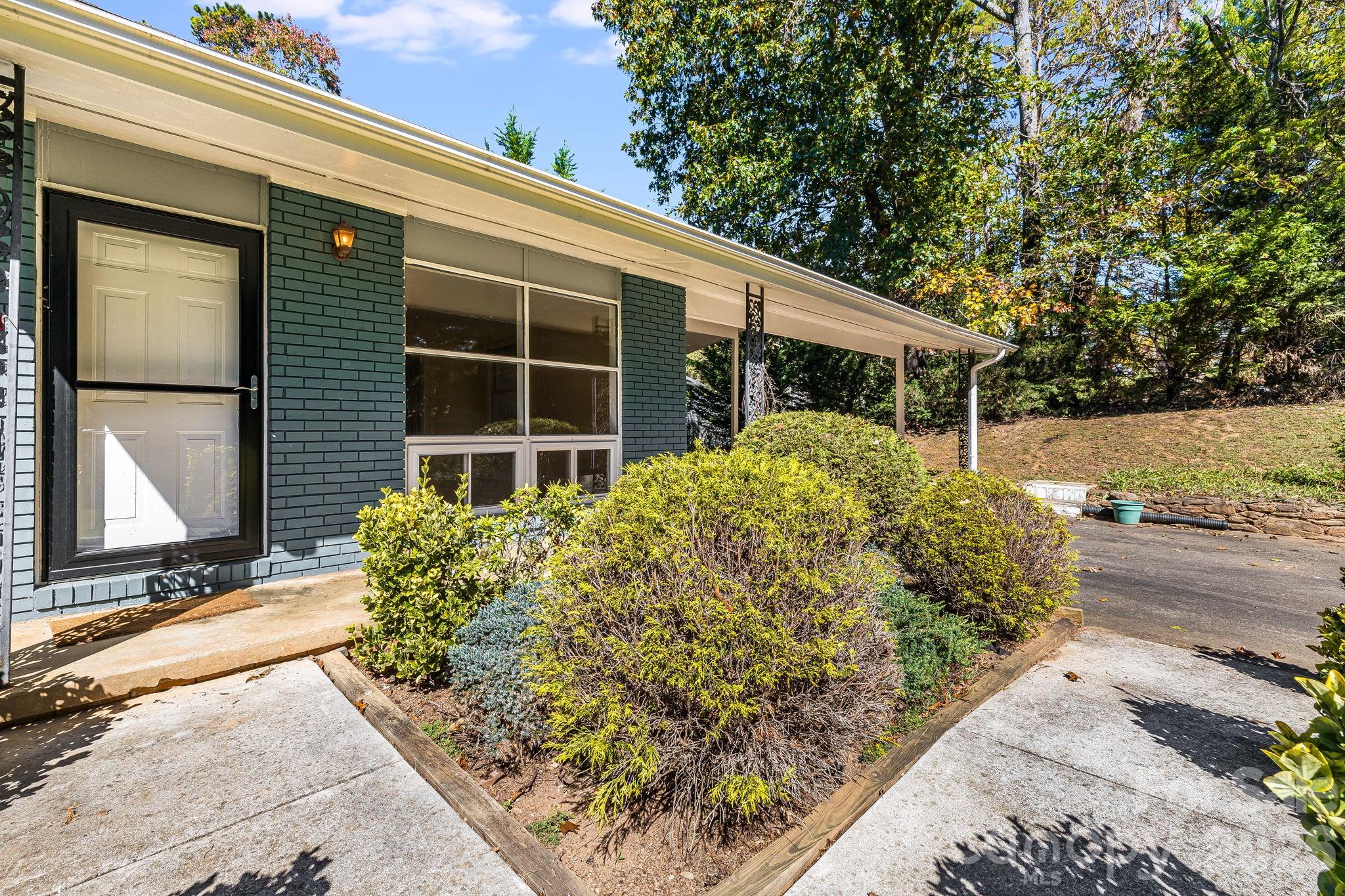 Duplex at 26 Elkmont Drive, Asheville, photo 4 of 45