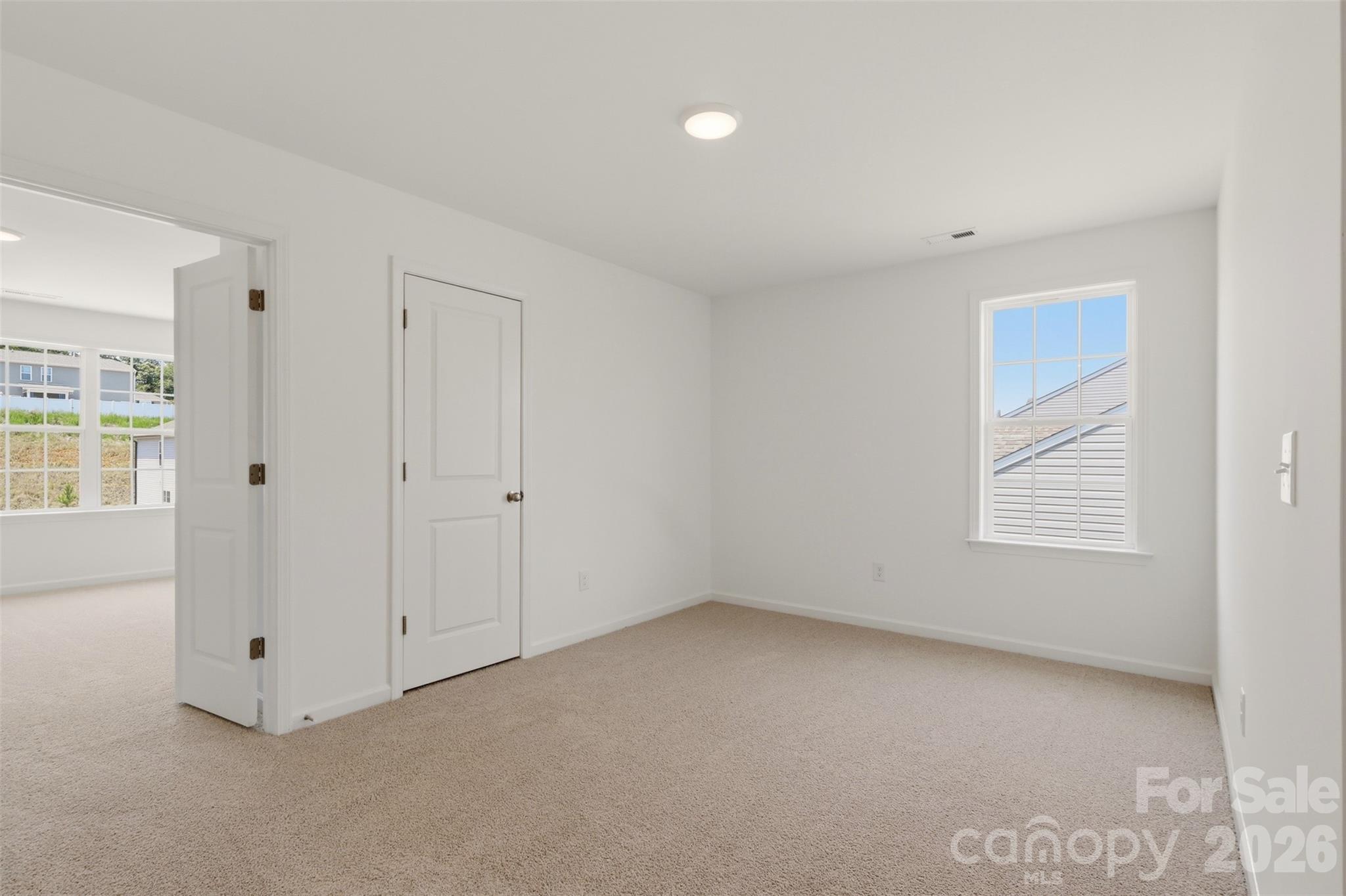 Single Family Residence at 228 Waylon Court, Lexington, photo 9 of 29