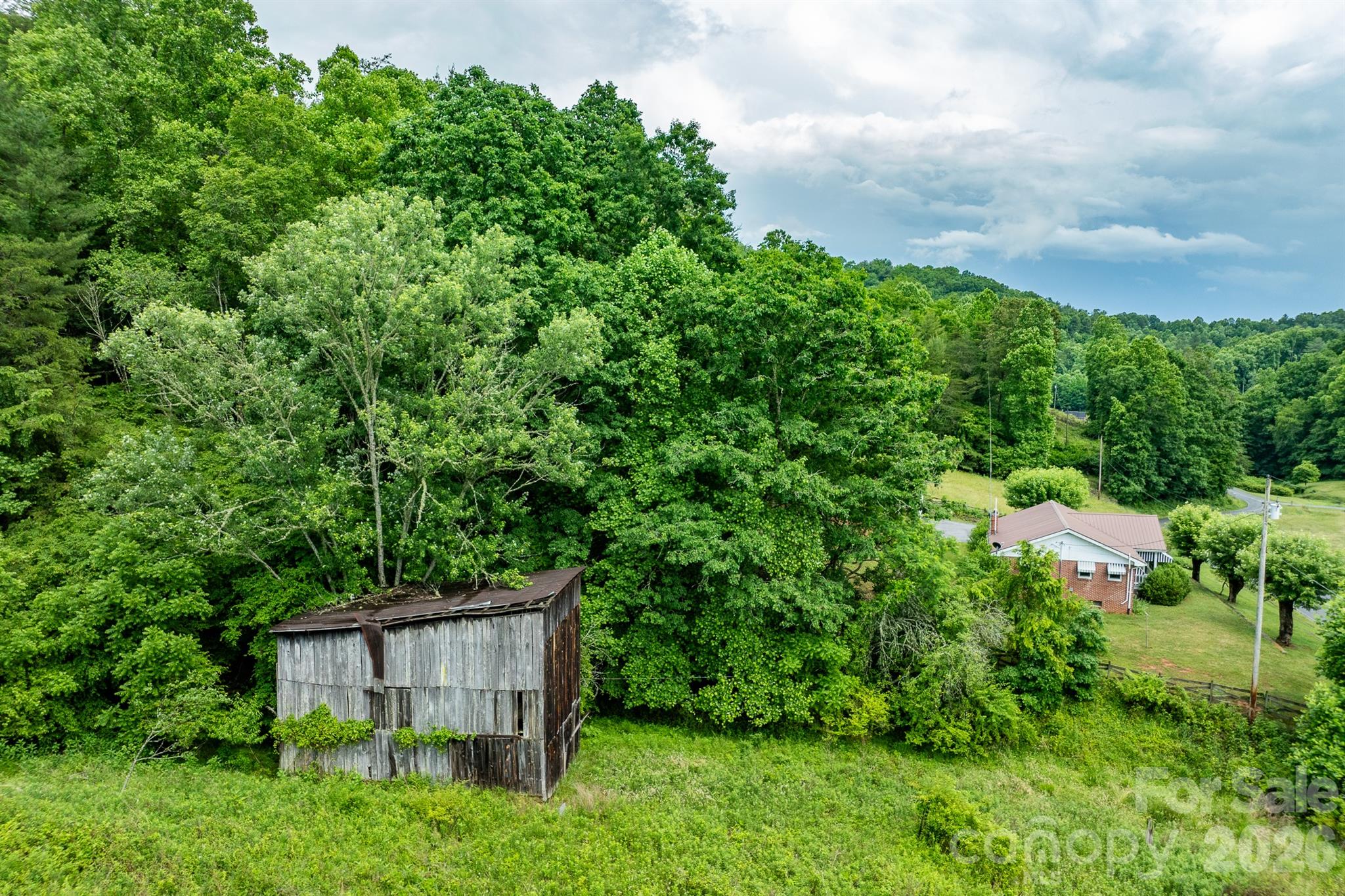 Single Family Residence at 302 Sprinkle Branch Road, Marshall, photo 11 of 38