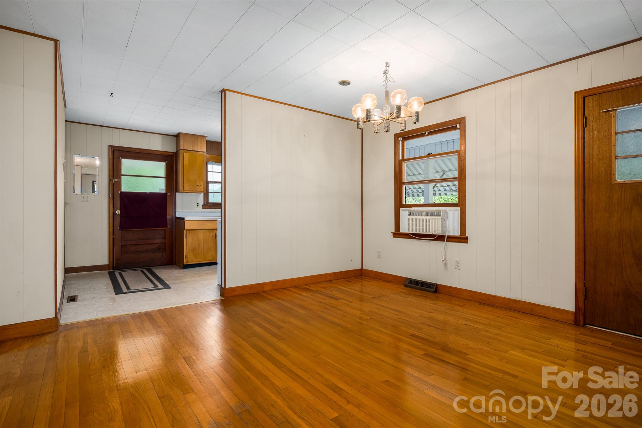 Single Family Residence at 302 Sprinkle Branch Road, Marshall, photo 20 of 38