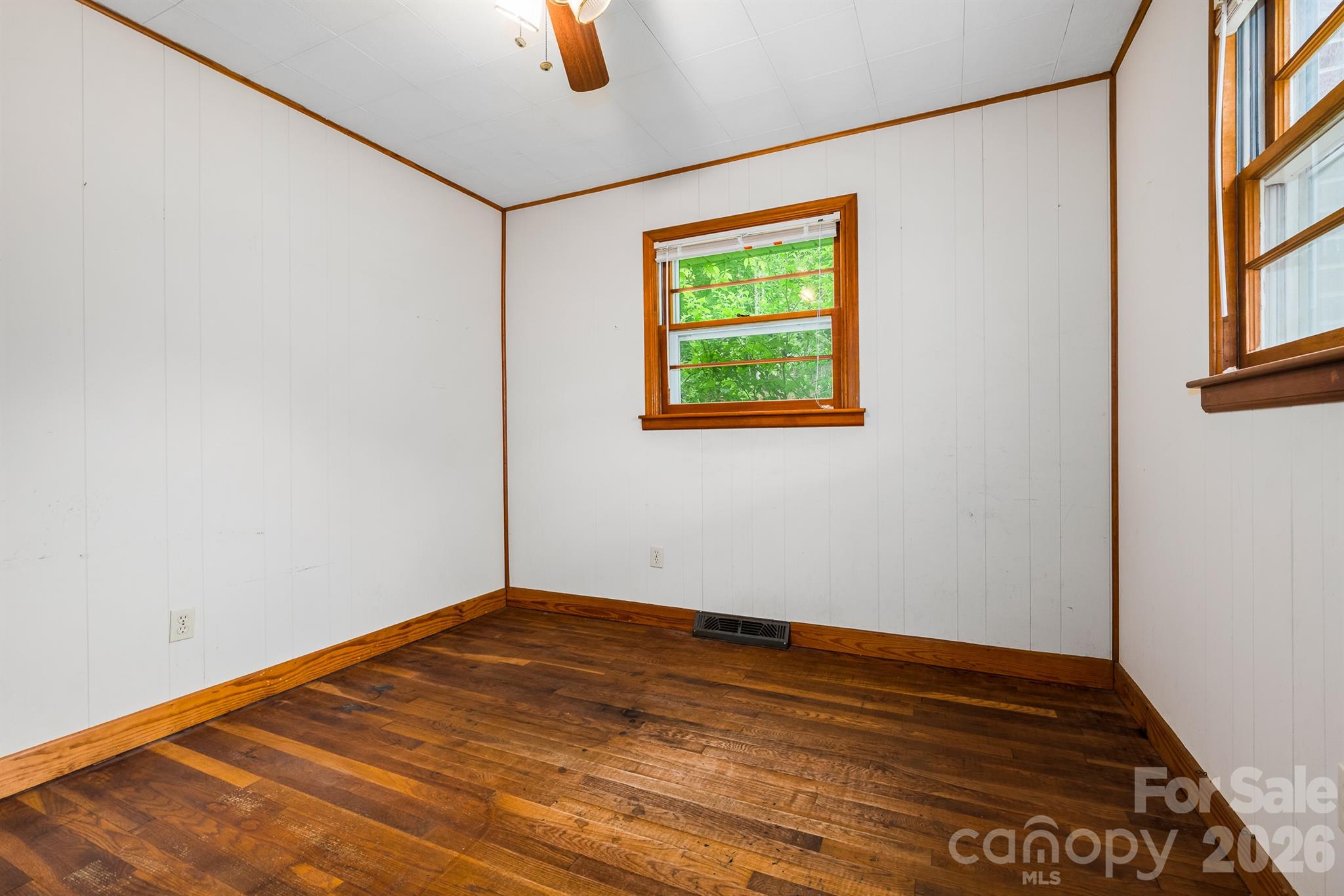 Single Family Residence at 302 Sprinkle Branch Road, Marshall, photo 25 of 38