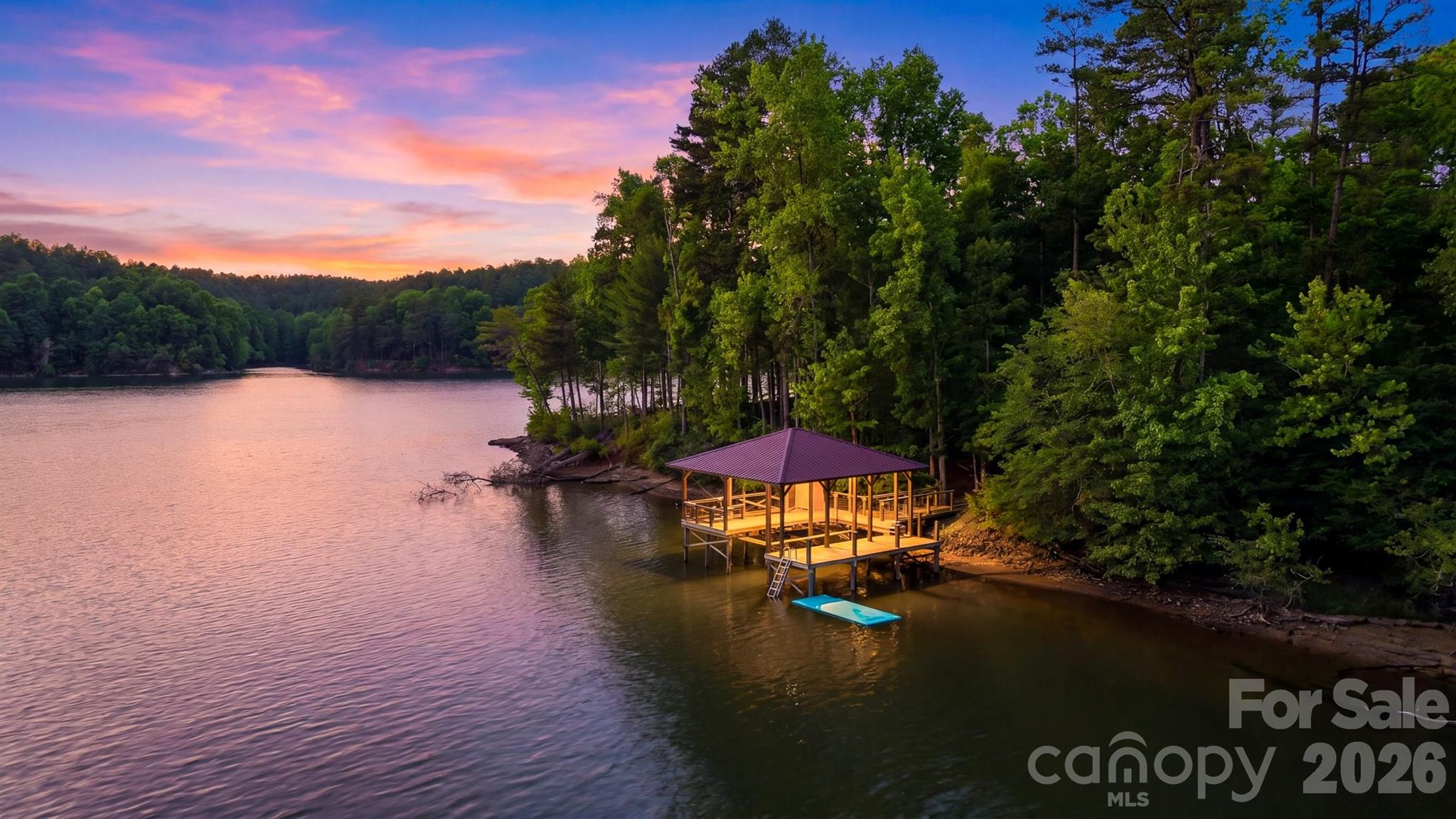 Cove - 308 Riverwalk Drive, Connelly Springs