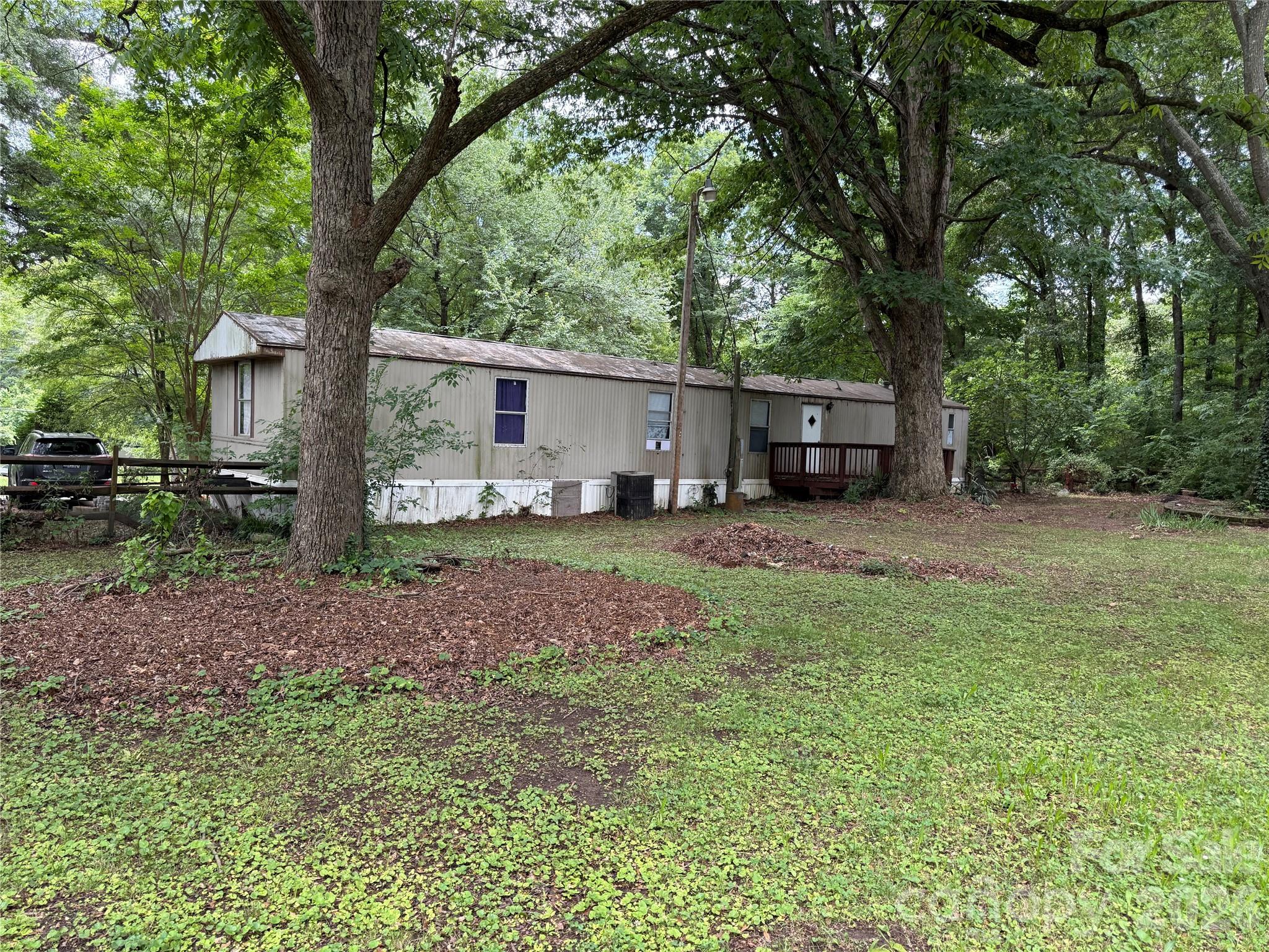 Single Family Residence at 188 Forest Drive, Fort Mill, photo 10 of 45