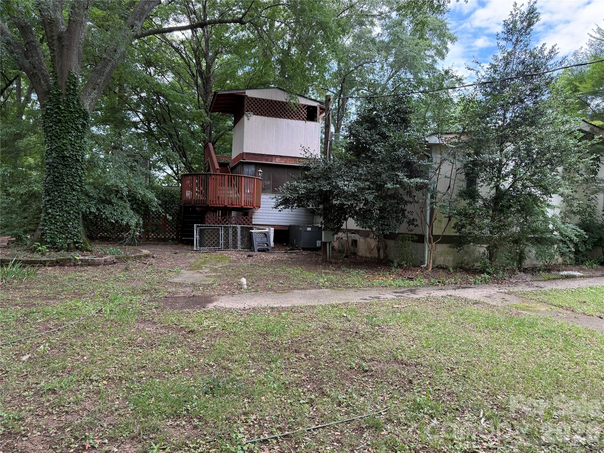 Single Family Residence at 188 Forest Drive, Fort Mill, photo 15 of 45