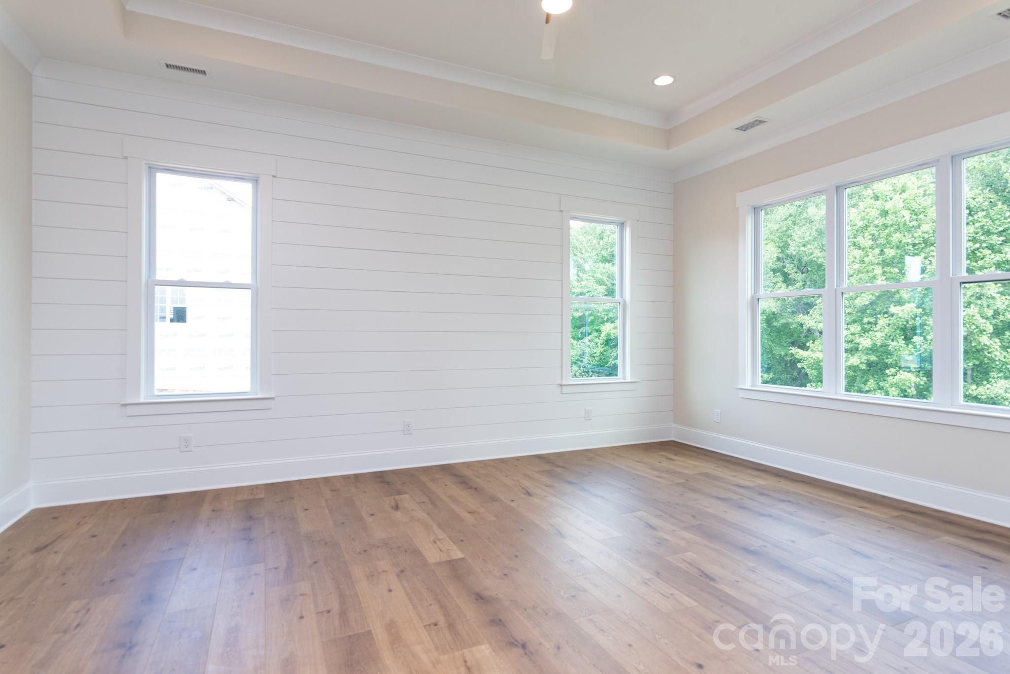 Single Family Residence at 13006 Hazelbrook Lane, Cornelius, photo 14 of 48