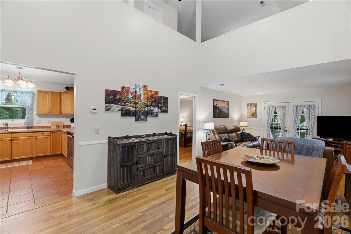 Single Family Residence at 122 Arnold Heights, Waynesville, photo 4 of 43
