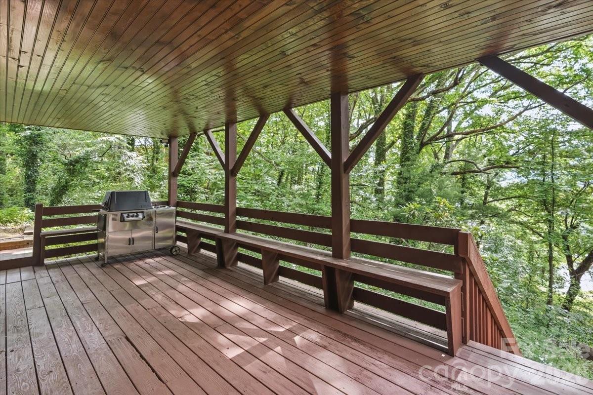 Single Family Residence at 122 Arnold Heights, Waynesville, photo 31 of 43