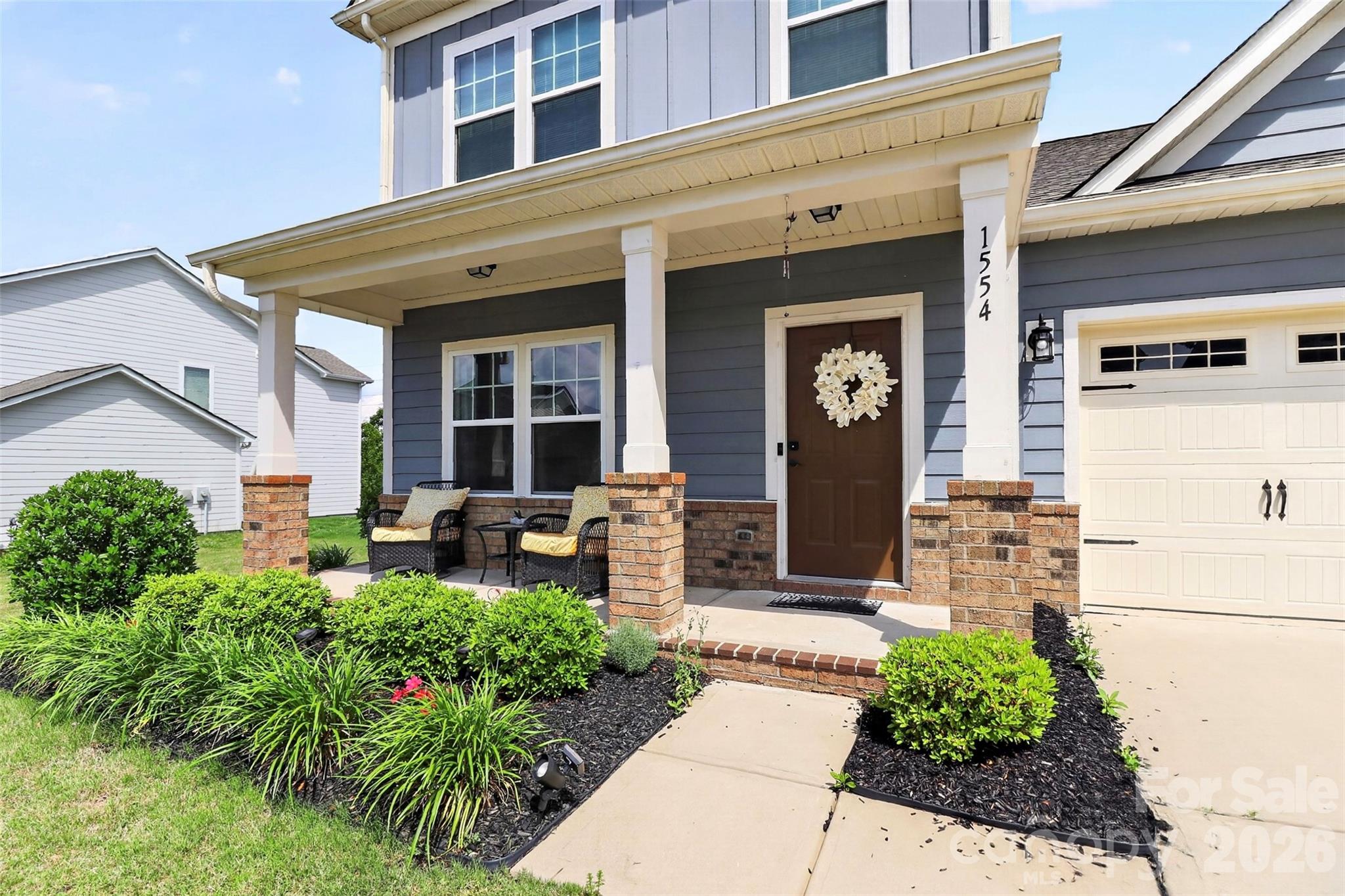 Single Family Residence at 1554 Whitman Court, York, photo 2 of 37