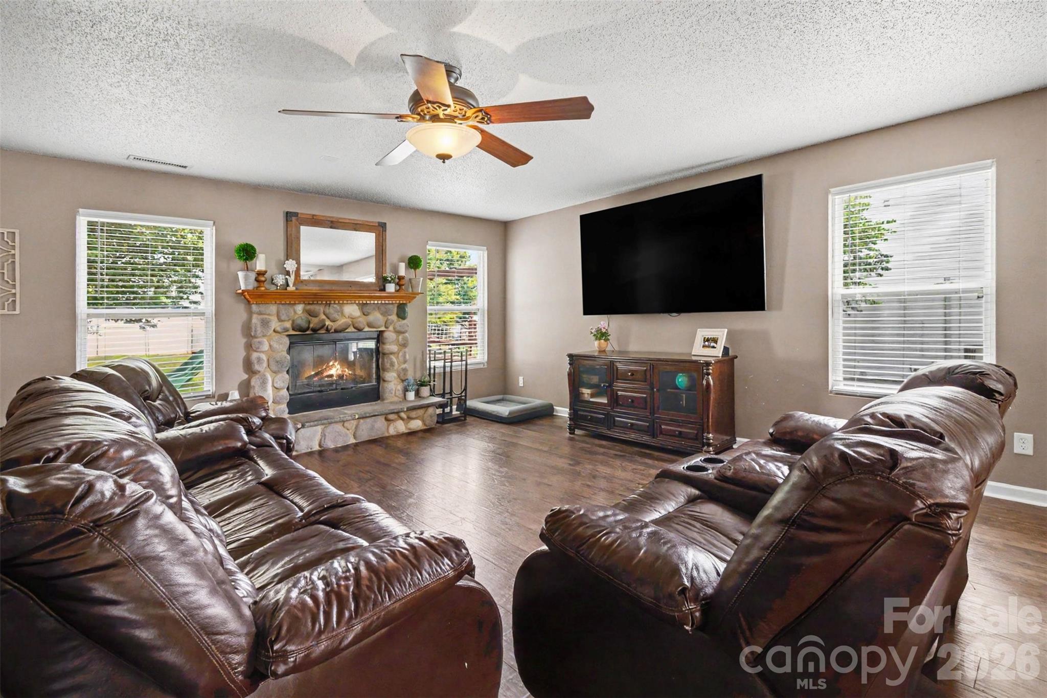 FAMILY ROOM WITH WOOD BURNING FIREPLACE - 1505 Morning Dove Way, Clover