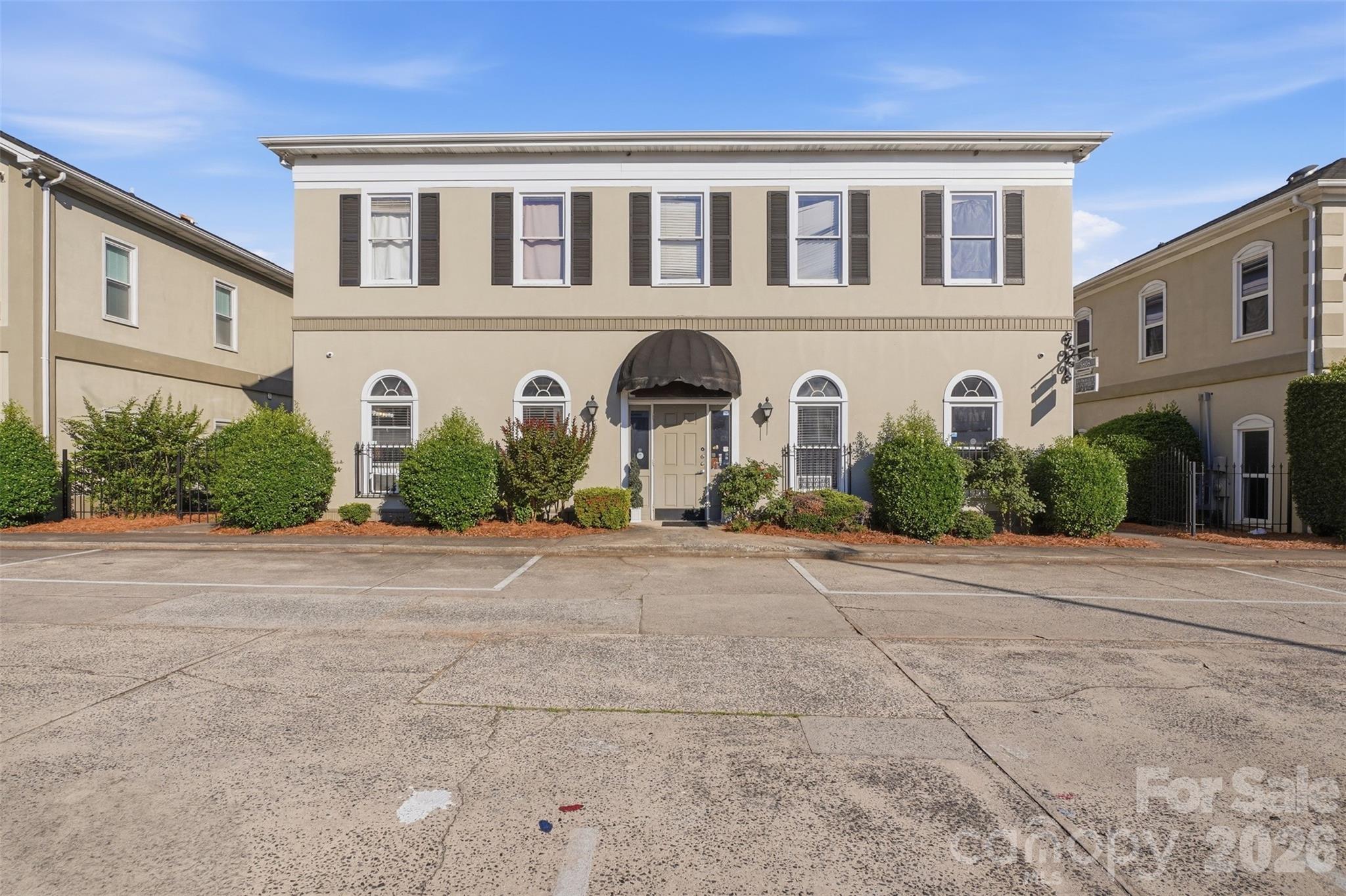 5808 Monroe Road