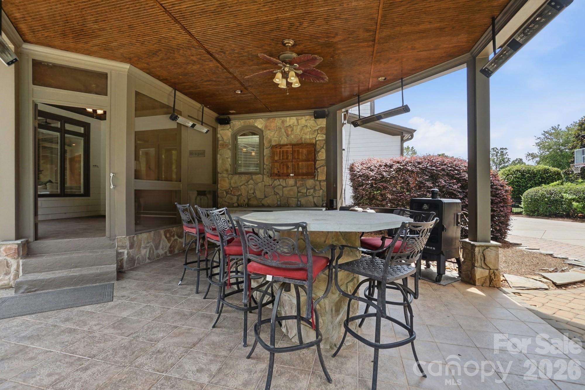 Single Family Residence at 105 Quincy Court, Mooresville, photo 36 of 47