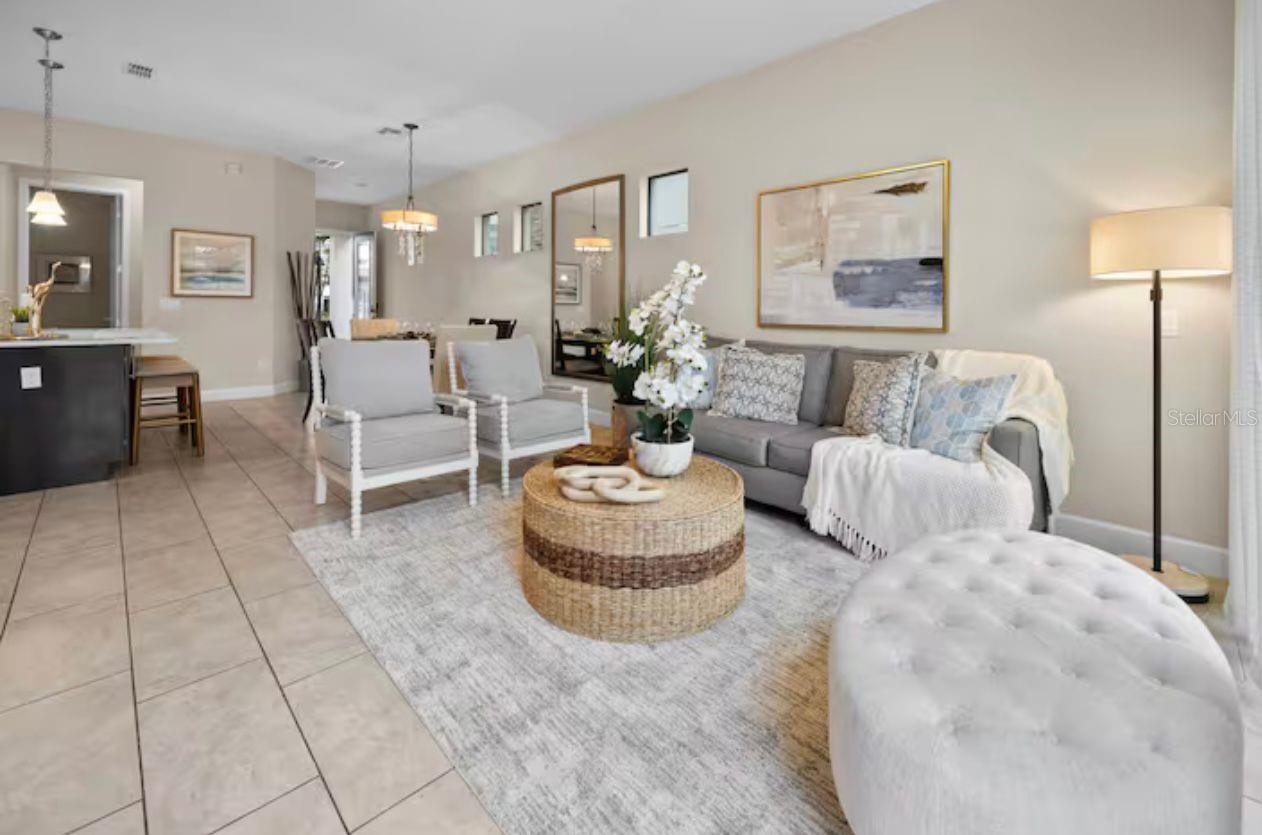 Single Family Residence at 192 VILLA DOMANI CIR, DAVENPORT, photo 2 of 12