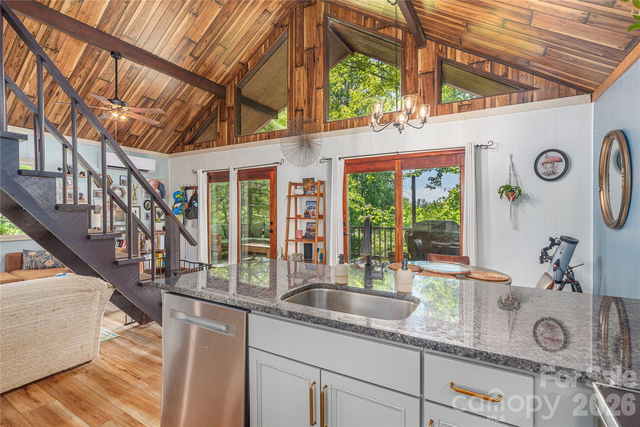 Single Family Residence at 154 Timberside Drive, Mars Hill, photo 6 of 36
