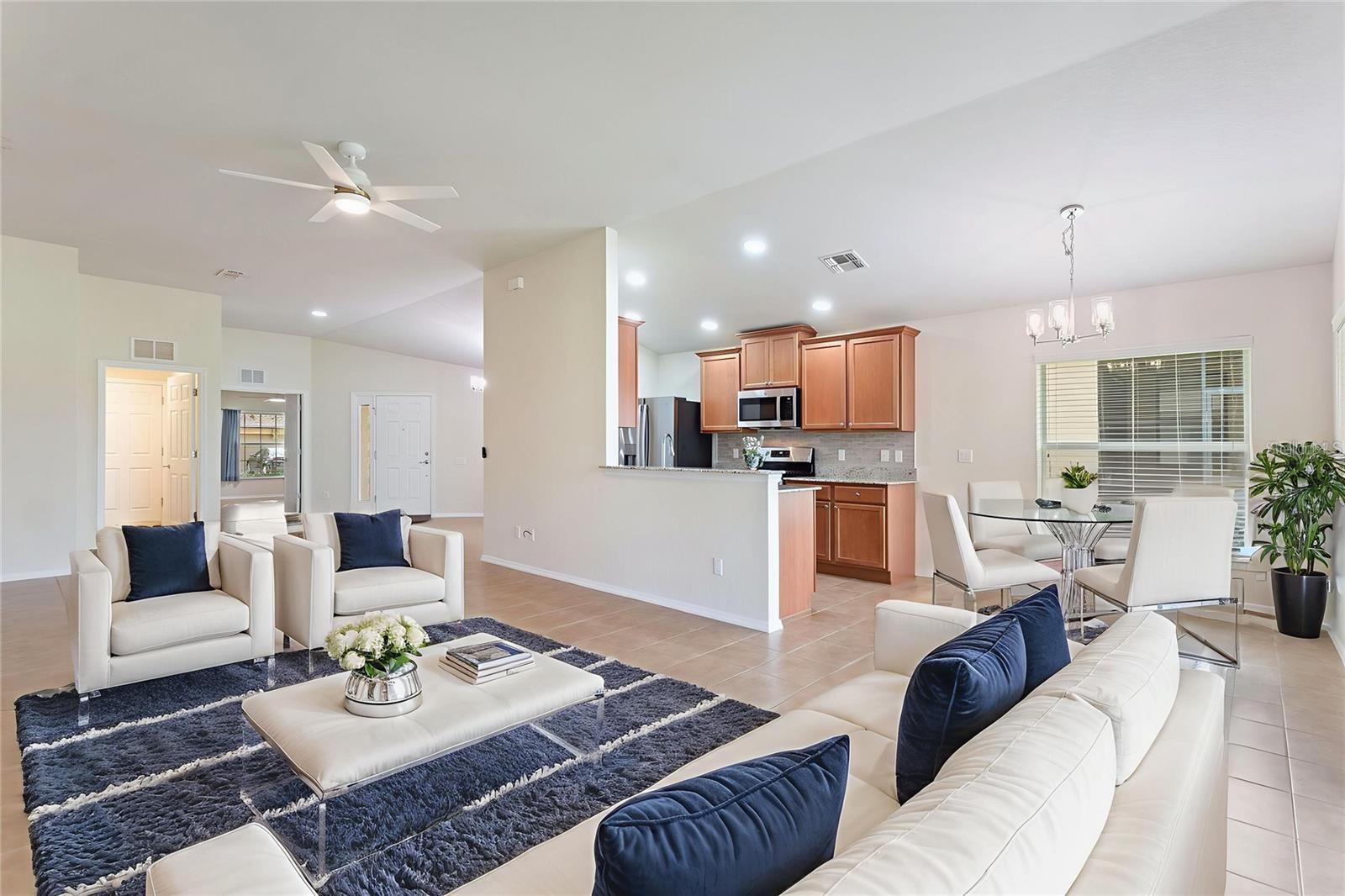 Virturally Staged - 418 DEL SOL AVE, DAVENPORT