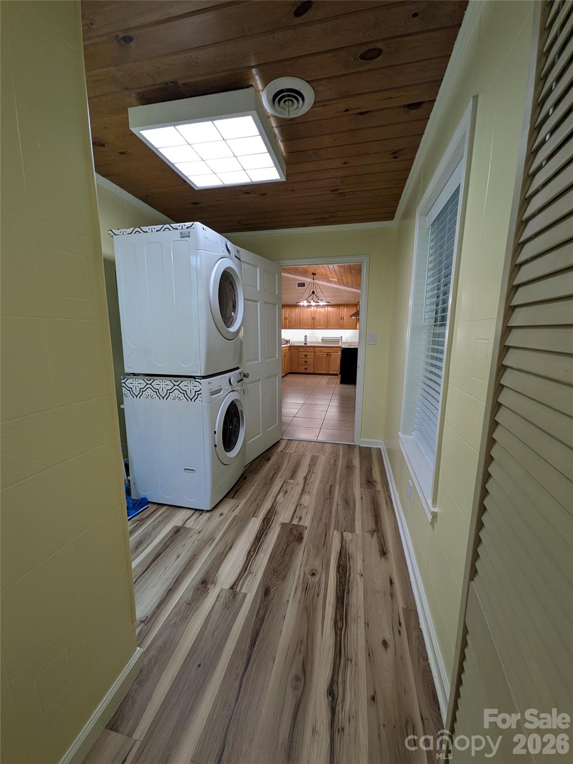 Single Family Residence at 59 Ck Cabin Drive, Hot Springs, photo 32 of 47