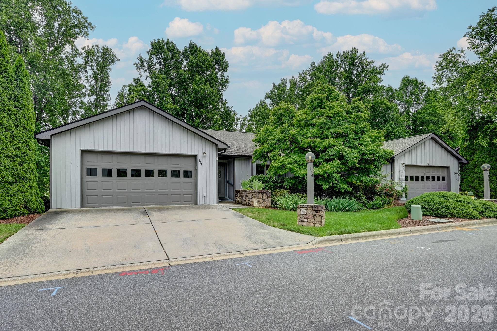 Townhouse at 434 Kyfields None, Weaverville, photo 2 of 21
