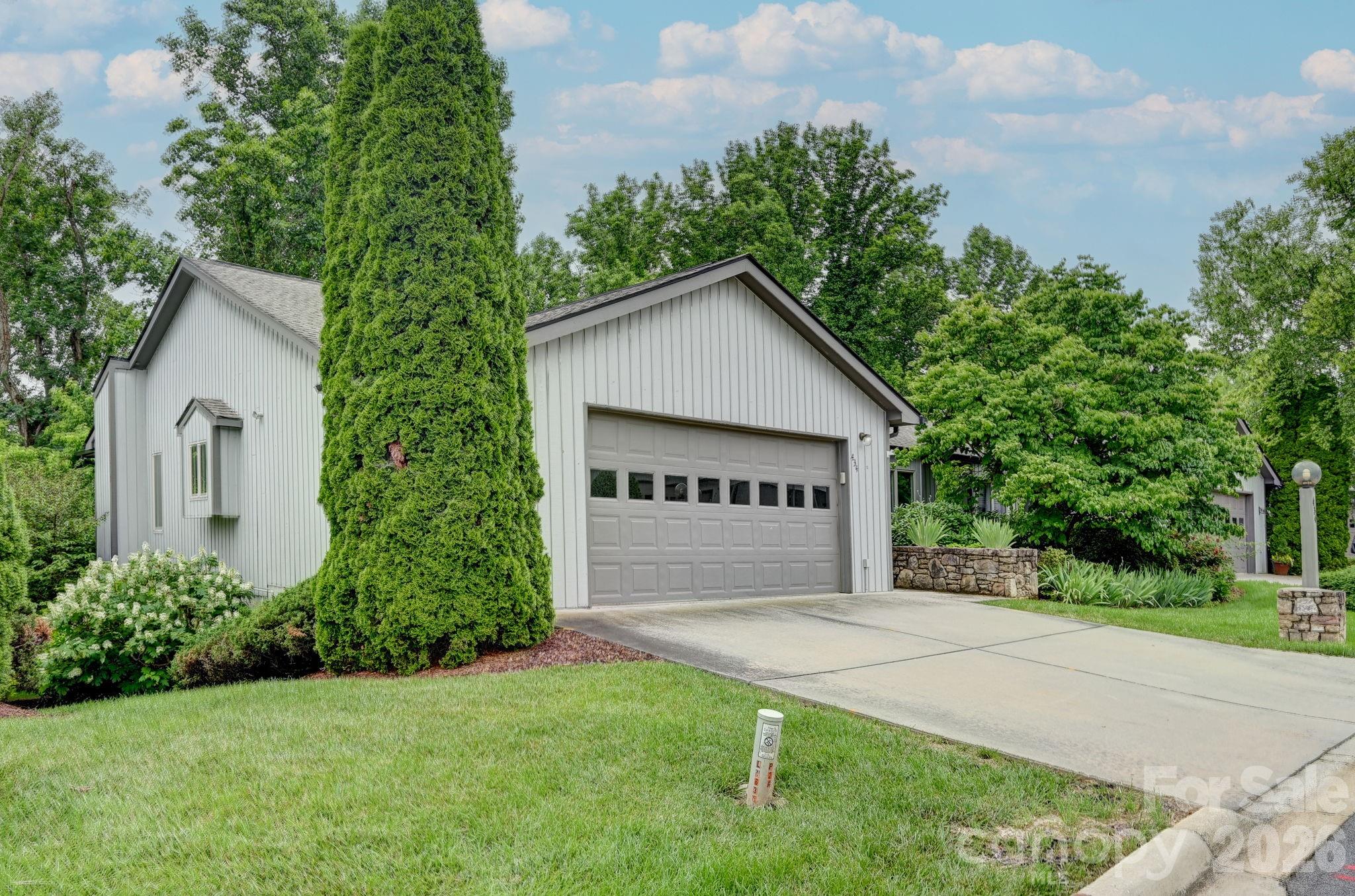 Townhouse at 434 Kyfields None, Weaverville, photo 3 of 21