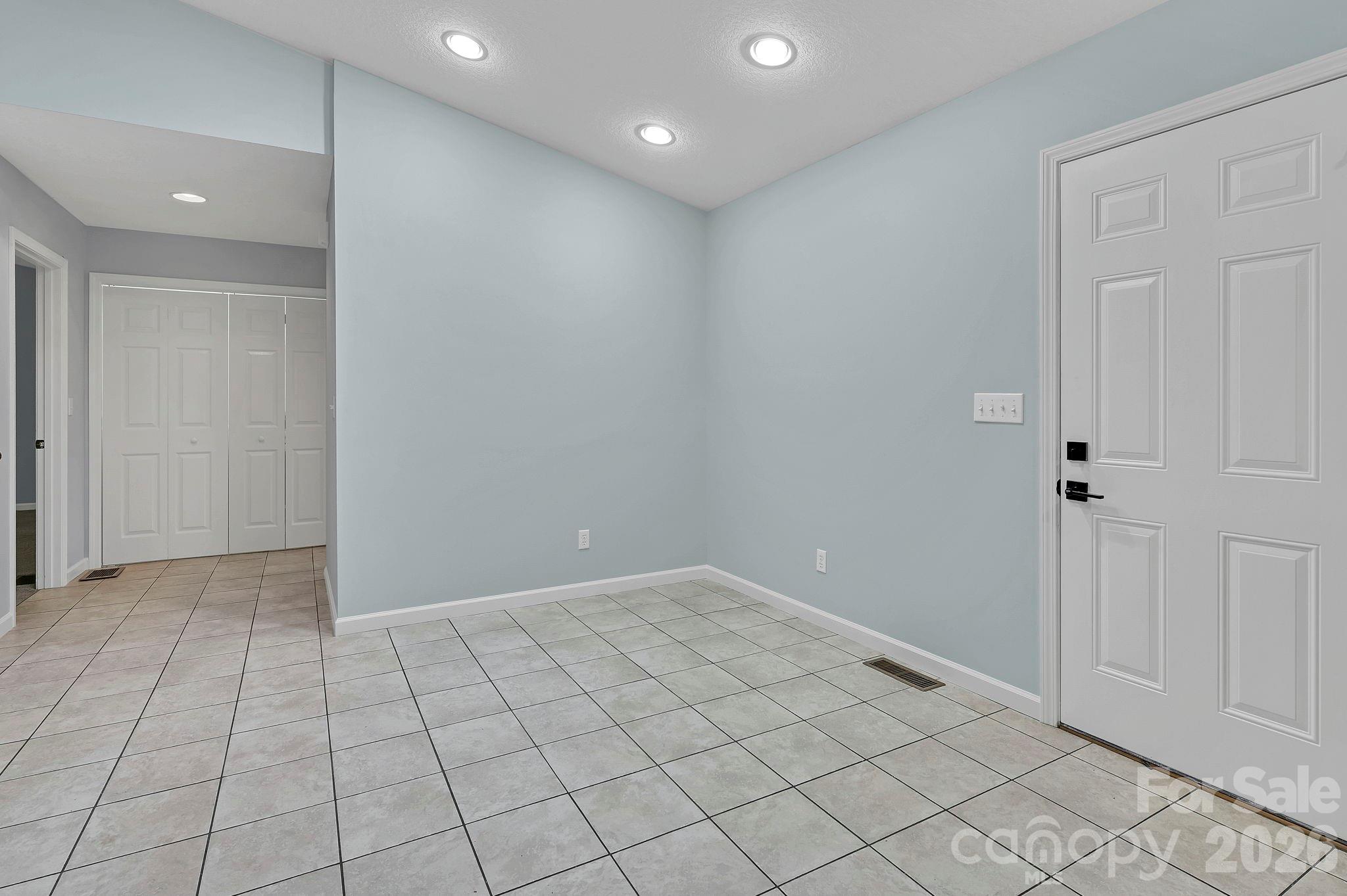 Townhouse at 434 Kyfields None, Weaverville, photo 14 of 21