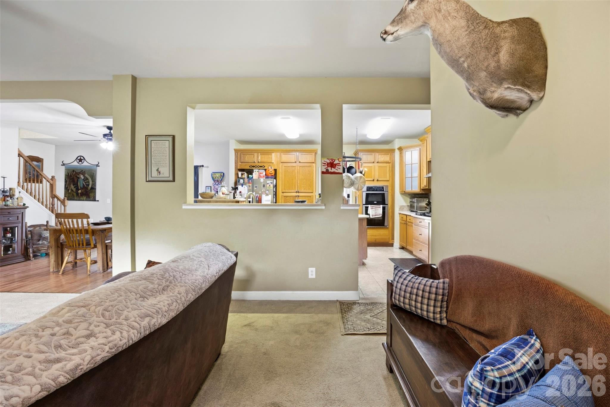 Single Family Residence at 1581 Rhyne Road, Dallas, photo 3 of 30