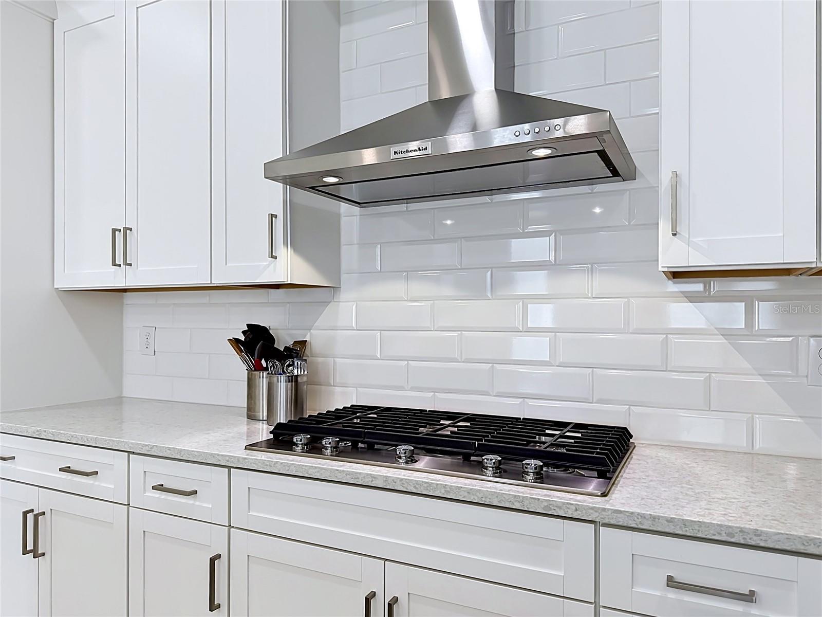 Villa at 18604 DAYSPRING PL, VENICE, photo 13 of 67