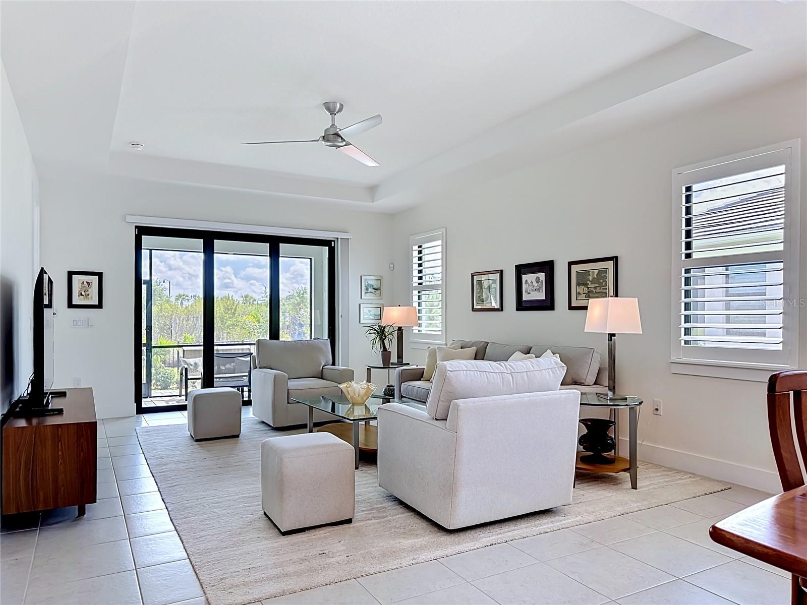 Villa at 18604 DAYSPRING PL, VENICE, photo 19 of 67