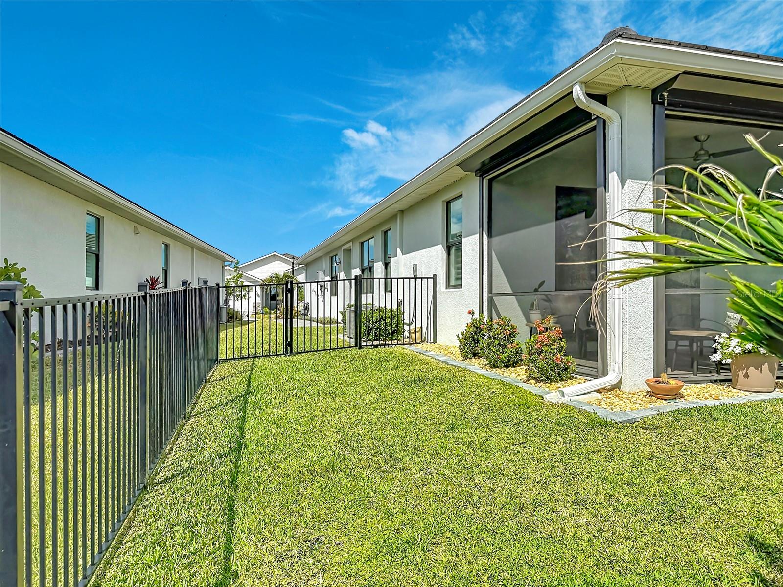 Villa at 18604 DAYSPRING PL, VENICE, photo 25 of 67