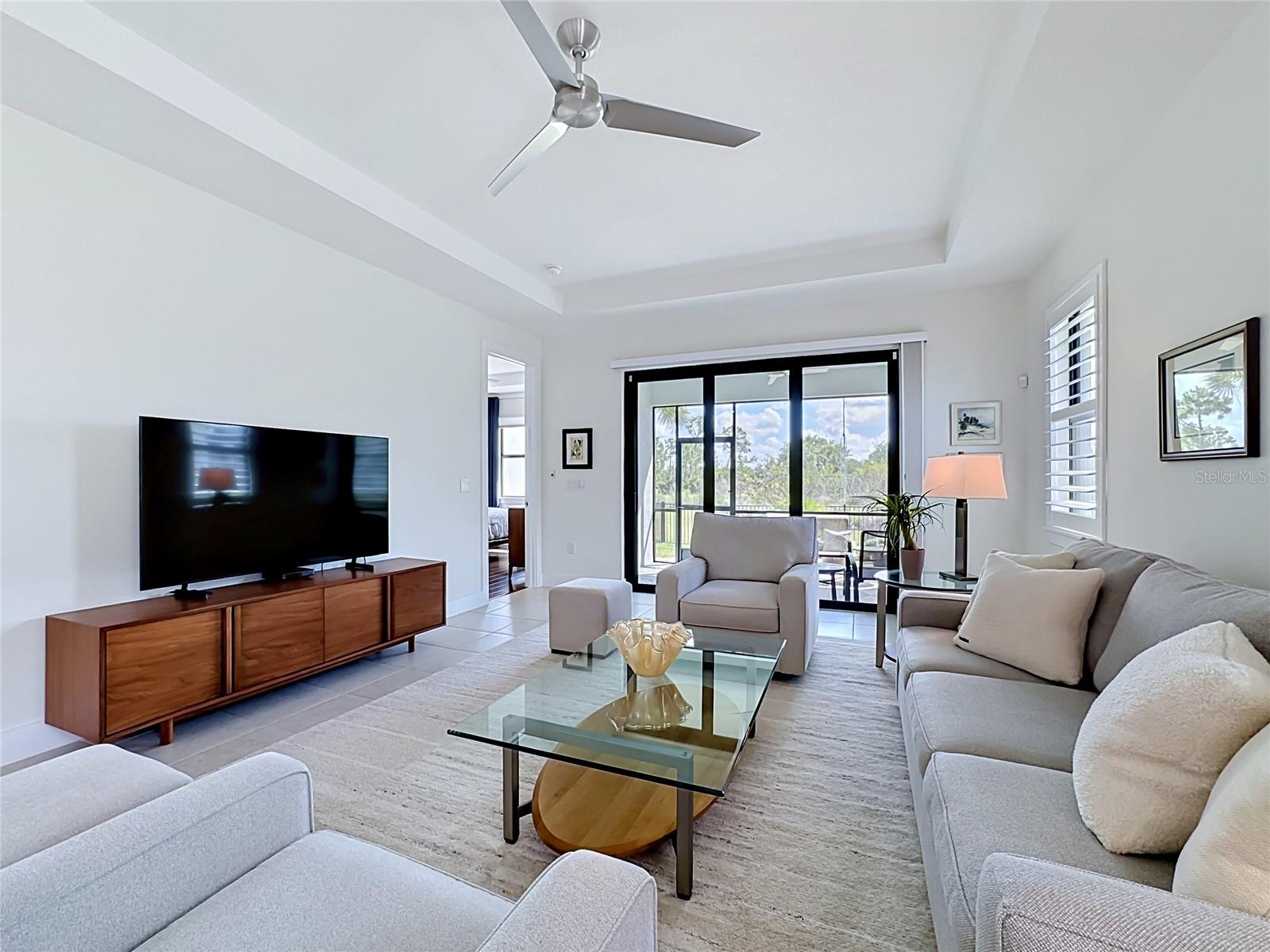 Villa at 18604 DAYSPRING PL, VENICE, photo 26 of 67