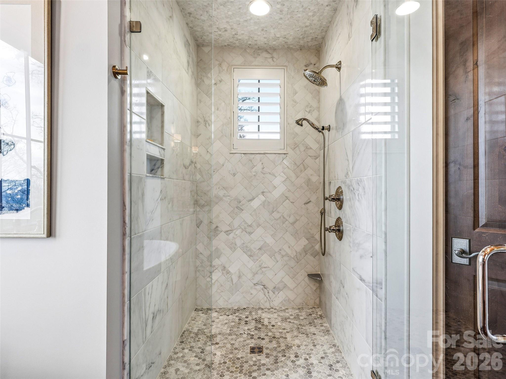 Single Family Residence at 236 Summerset Drive, Hendersonville, photo 20 of 48