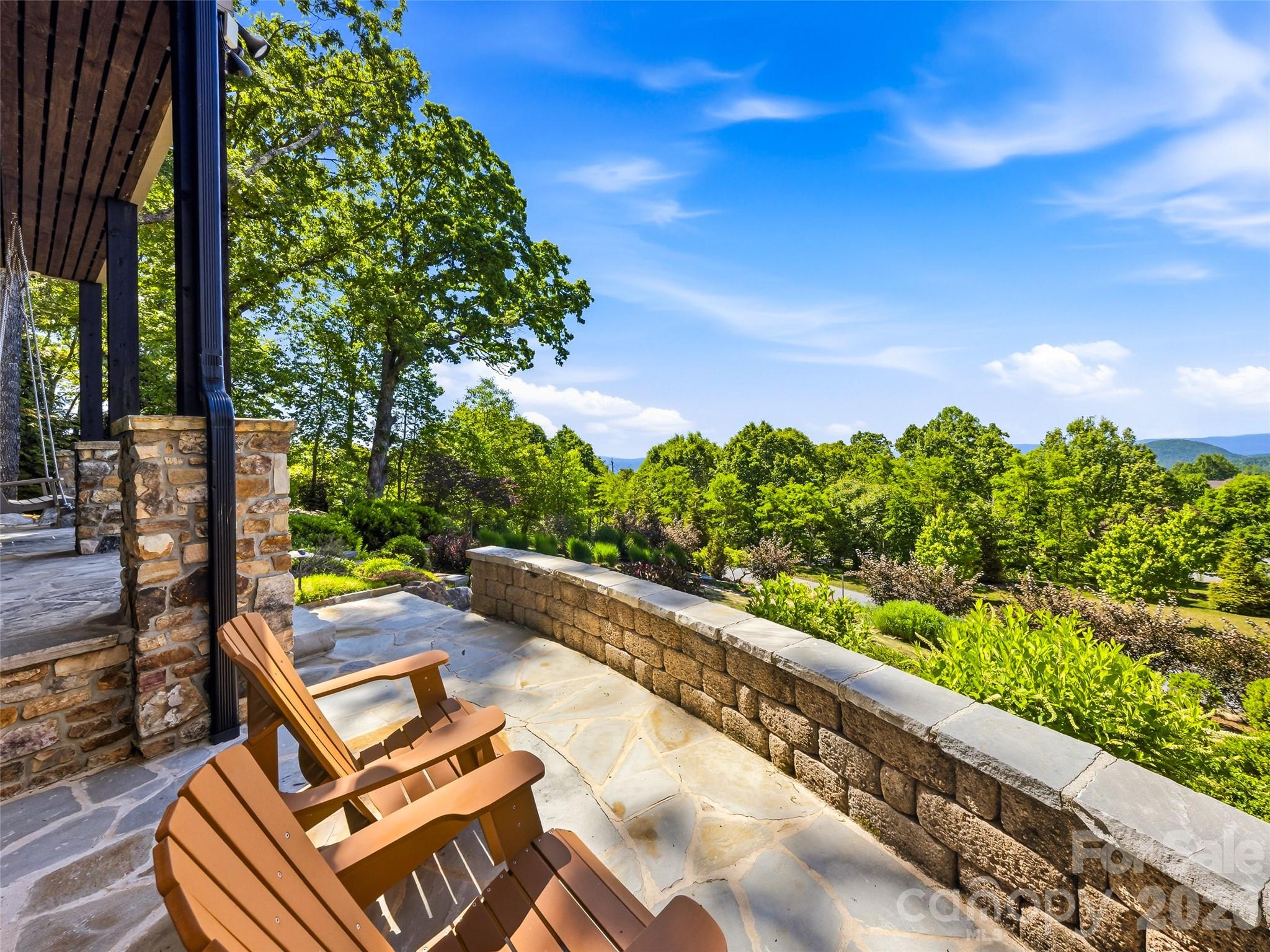 Single Family Residence at 236 Summerset Drive, Hendersonville, photo 44 of 48