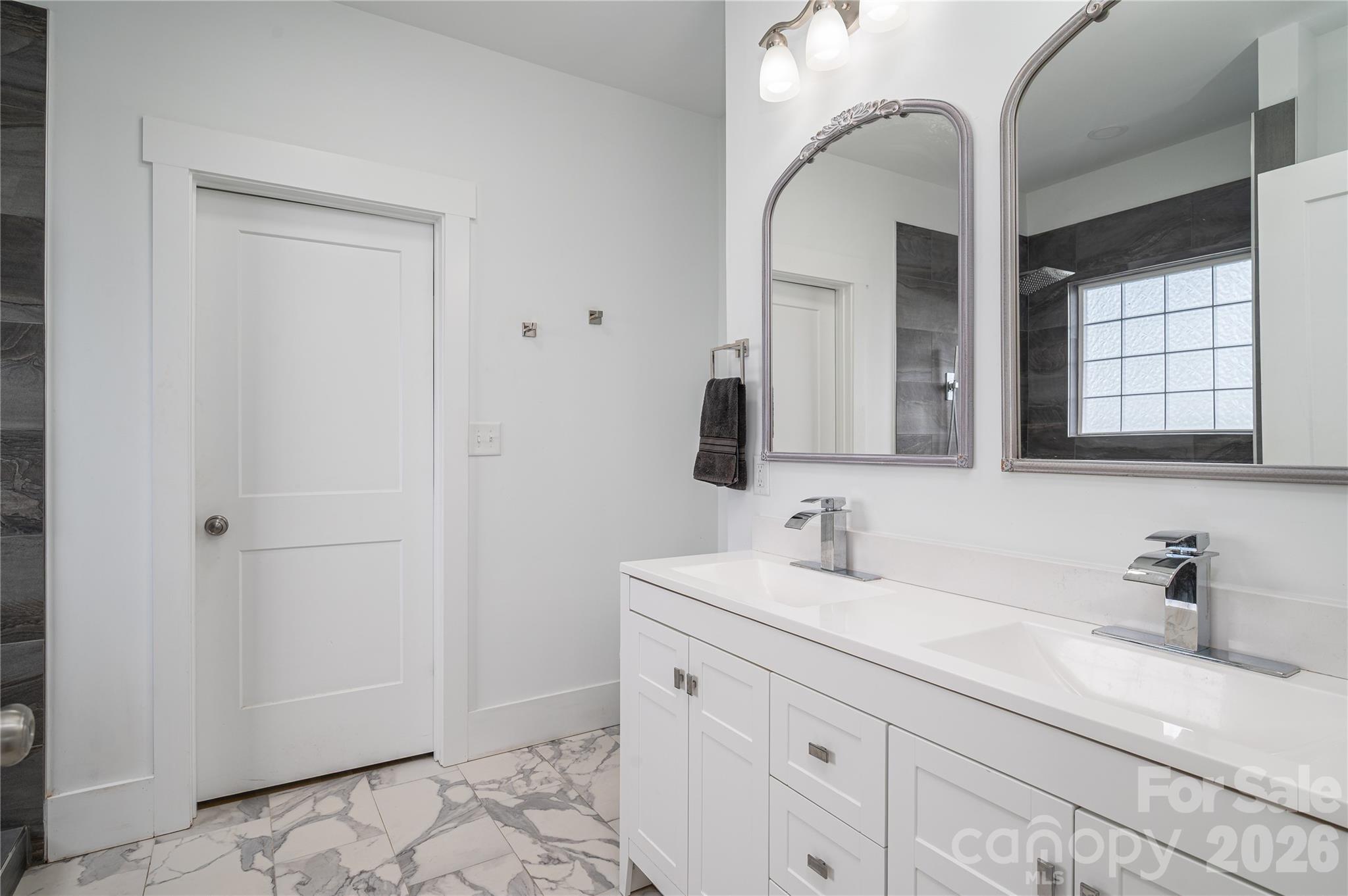 Primary Bathroom with dual sinks - 2725 Eagle Drive, Lincolnton