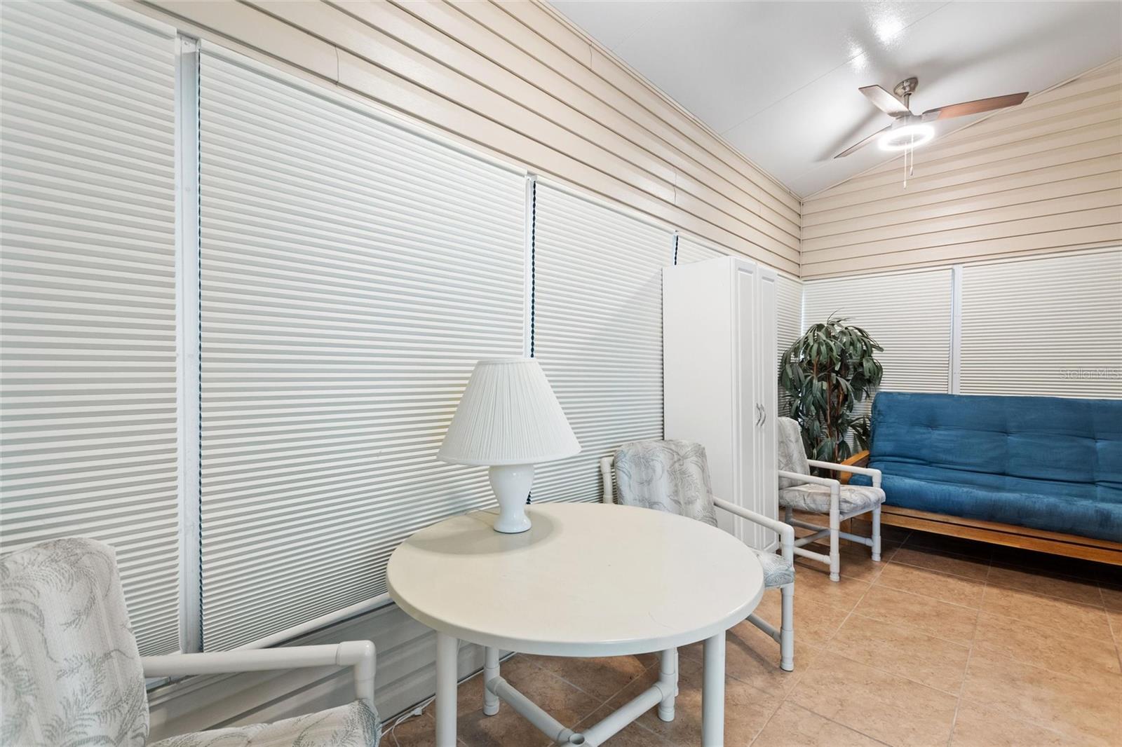Screened in Patio - 2336 ST GEORGE DR, DAVENPORT