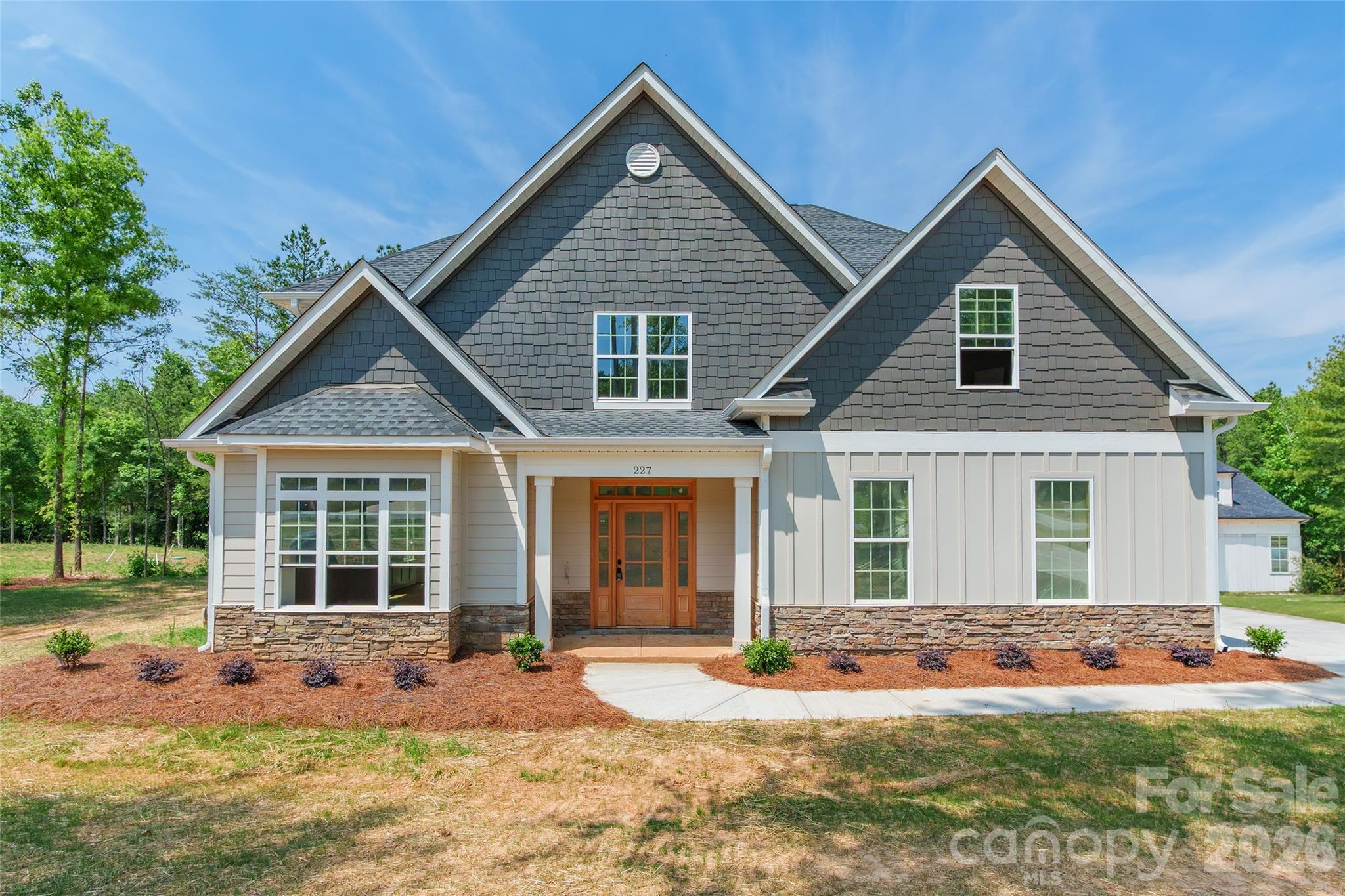 Single Family Residence at 227 Heartland Drive, Rock Hill, photo 3 of 50