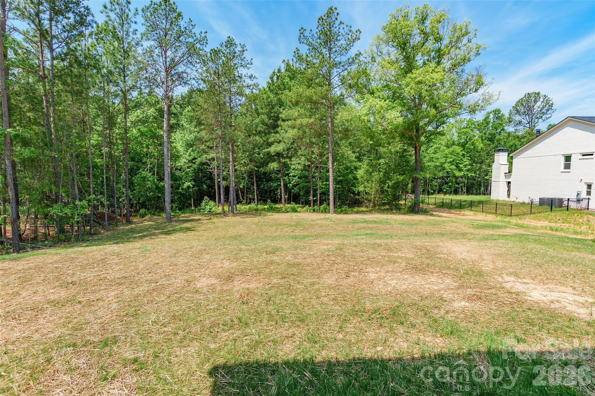 Single Family Residence at 227 Heartland Drive, Rock Hill, photo 5 of 50