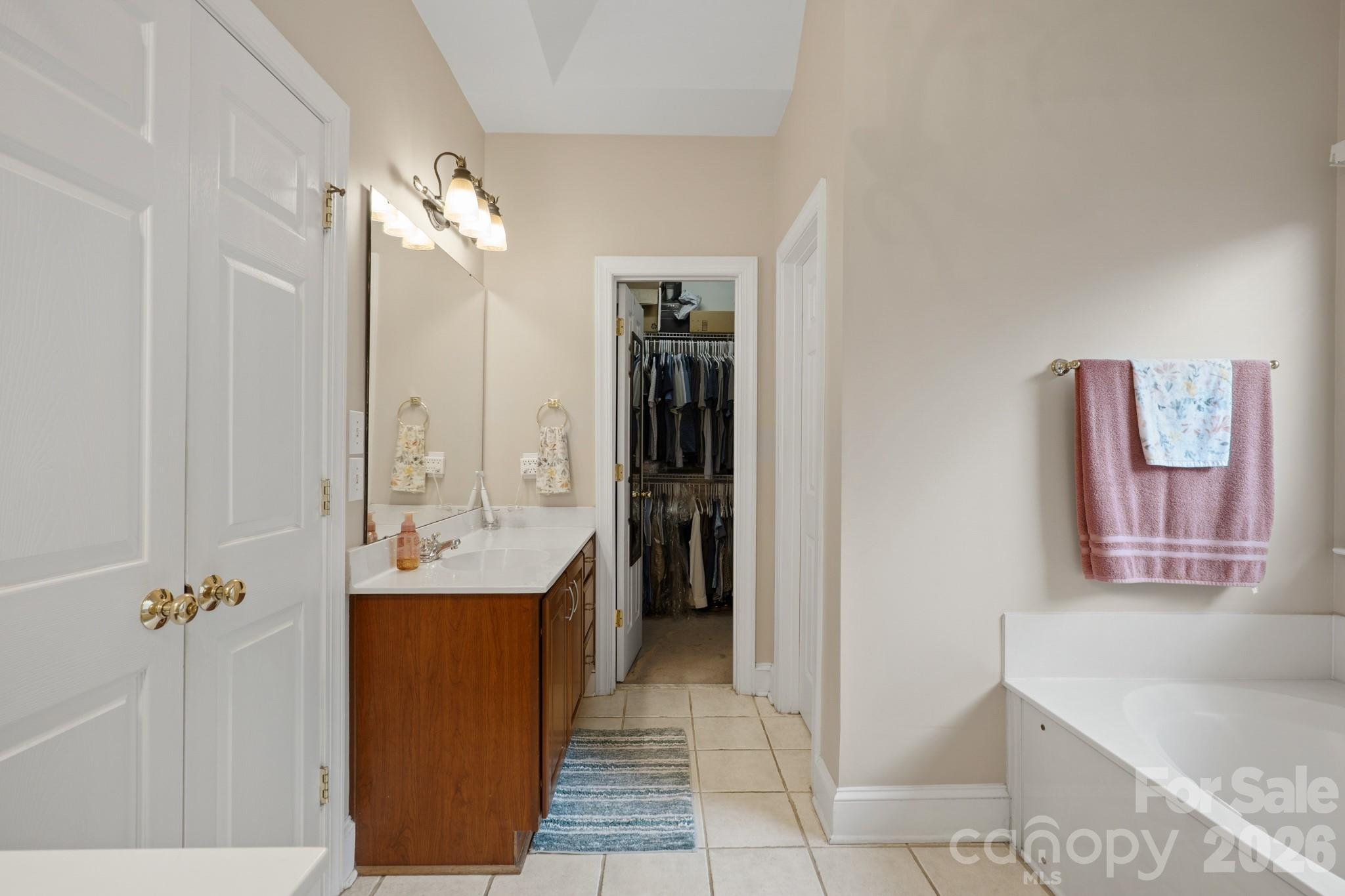 Single Family Residence at 837 Shetland Place NW, Concord, photo 26 of 43
