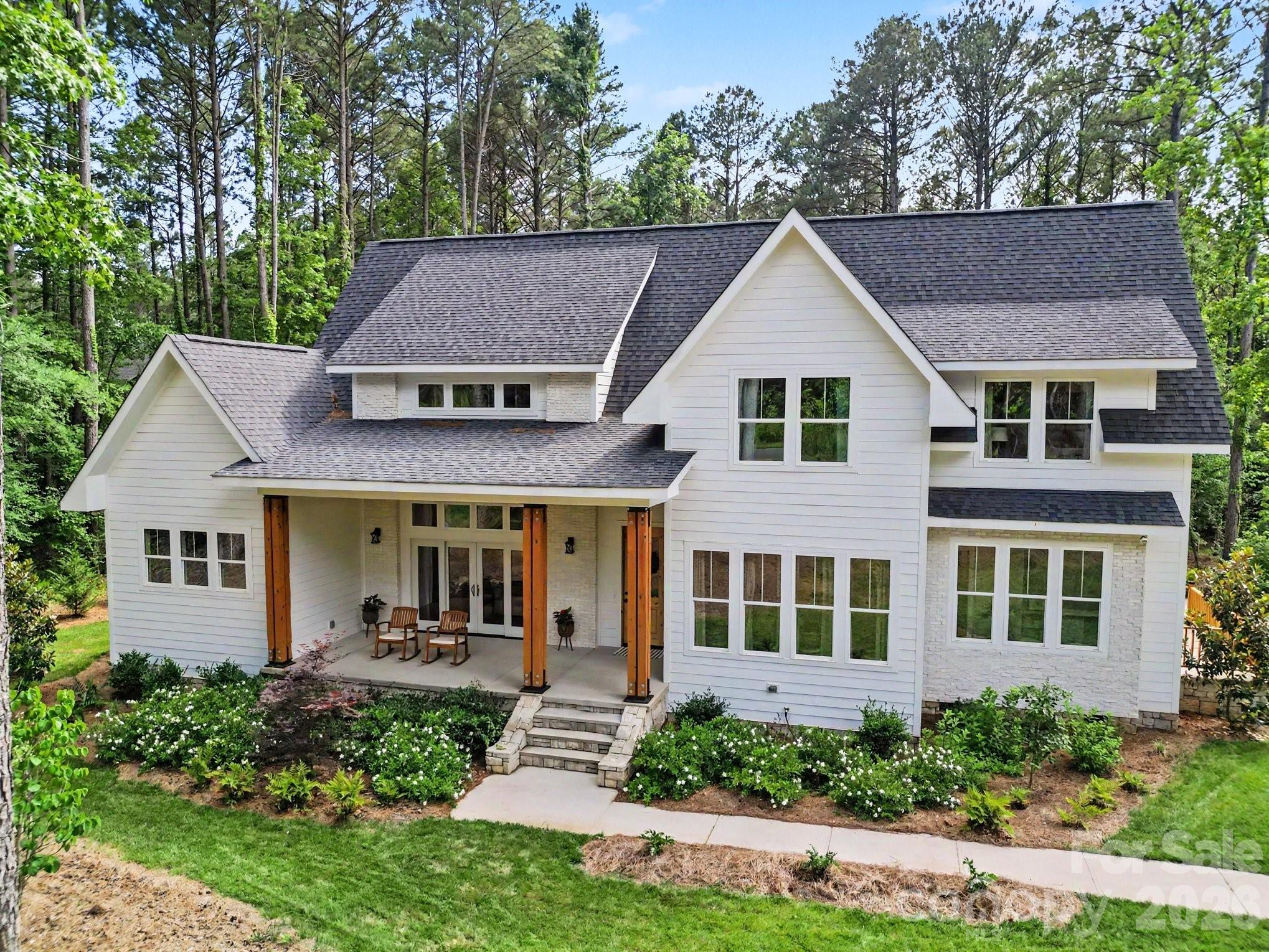 Beautiful setting on manicured lot - 3401 Sherman Drive, Lancaster