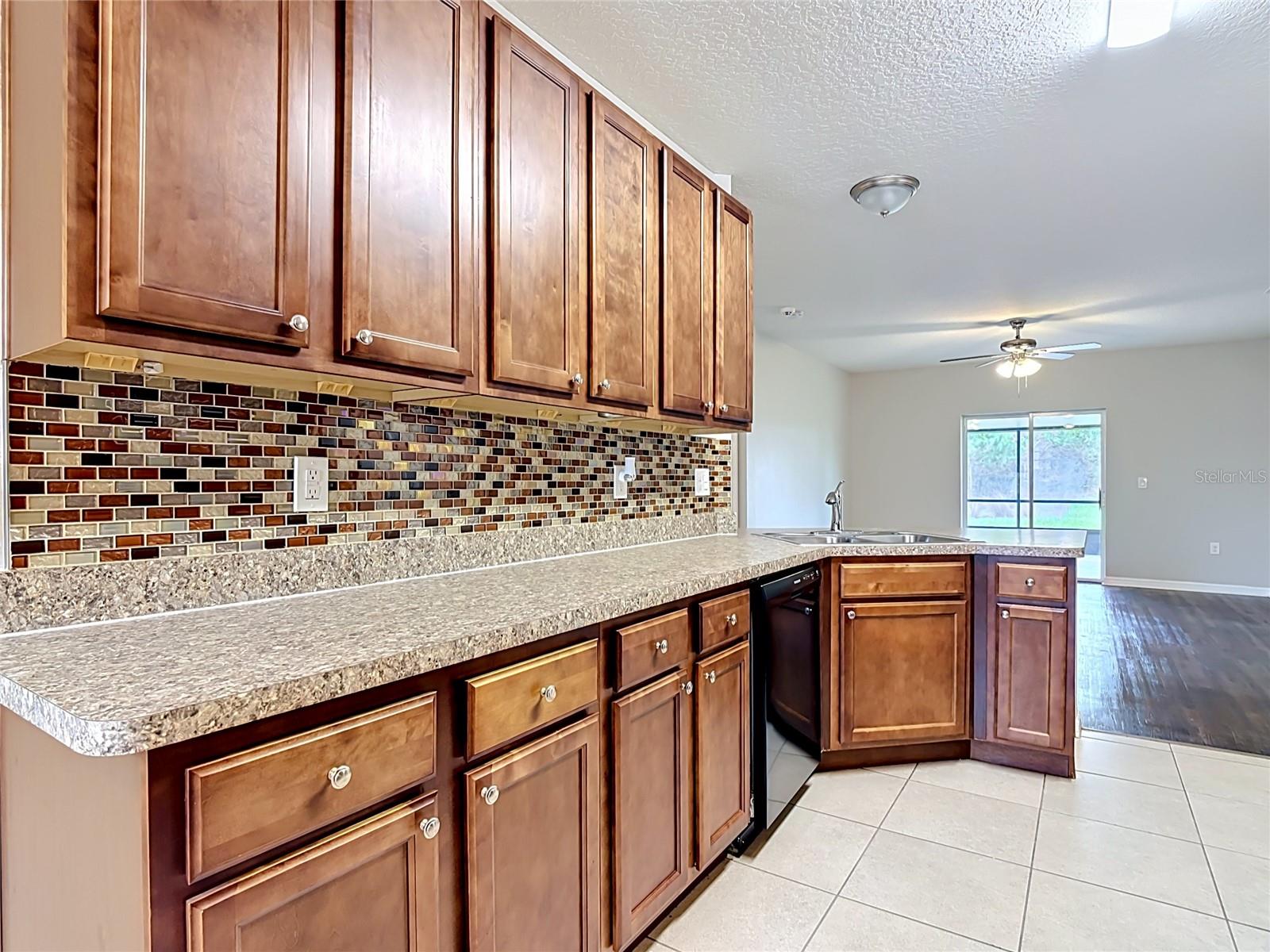 Single Family Residence at 357 NOVA DR, DAVENPORT, photo 14 of 55