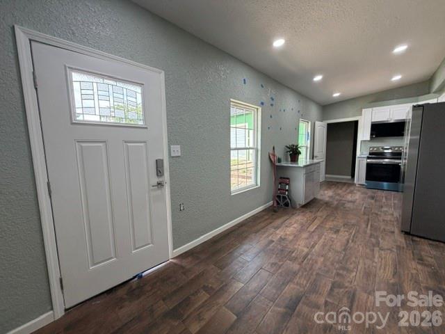 Interior view of apartment - 68 Circle Drive, Marion
