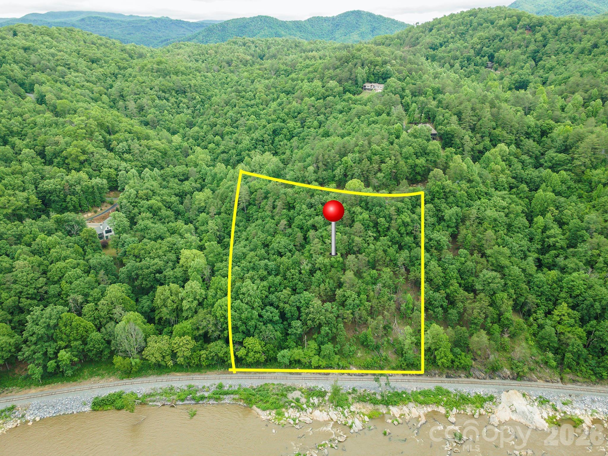 Property boundary lines are approximate - 2391 French Broad Parkway, Marshall