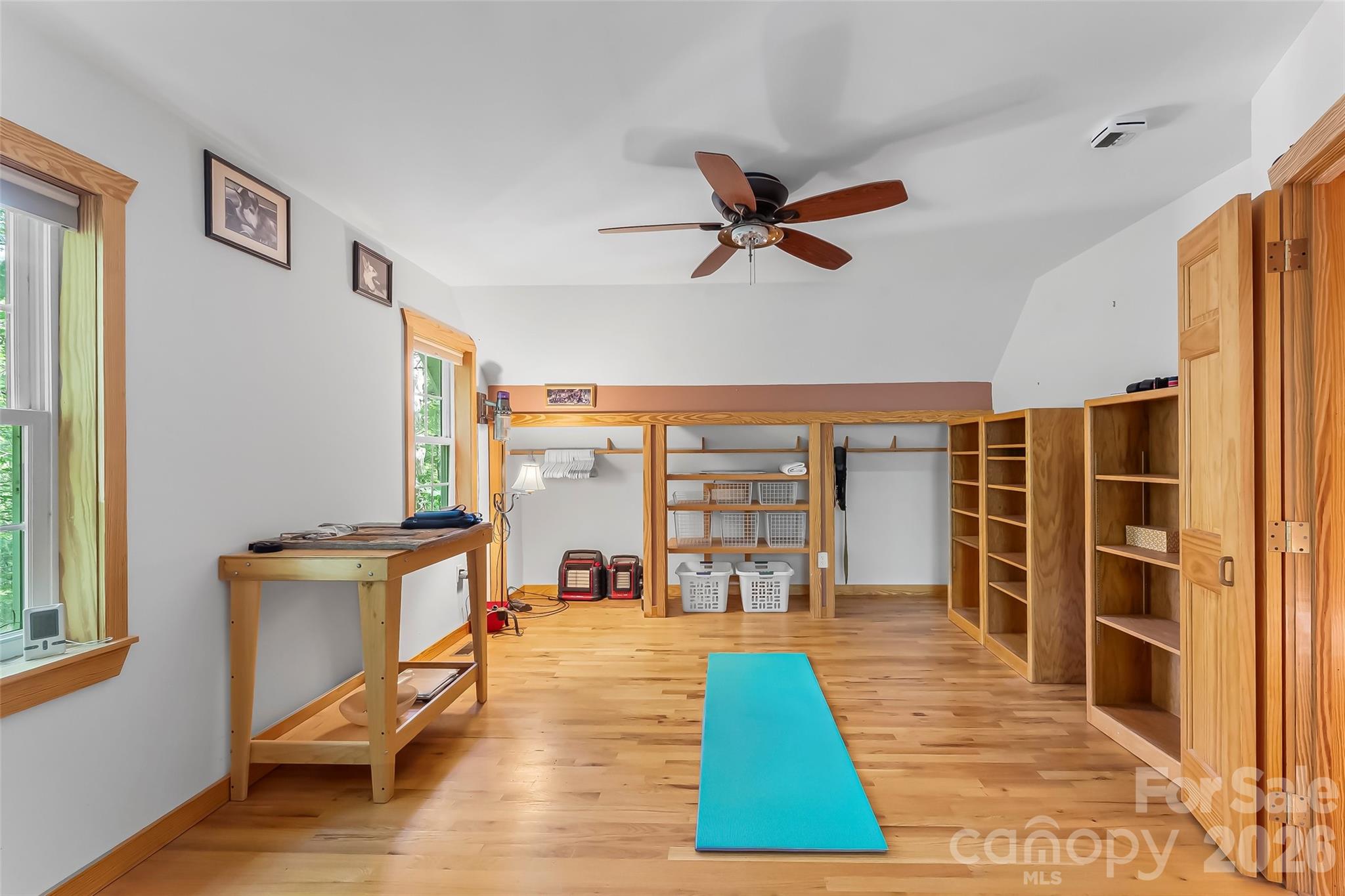 Upstairs Bedroom - 4082 Hwy 126 Highway, Morganton